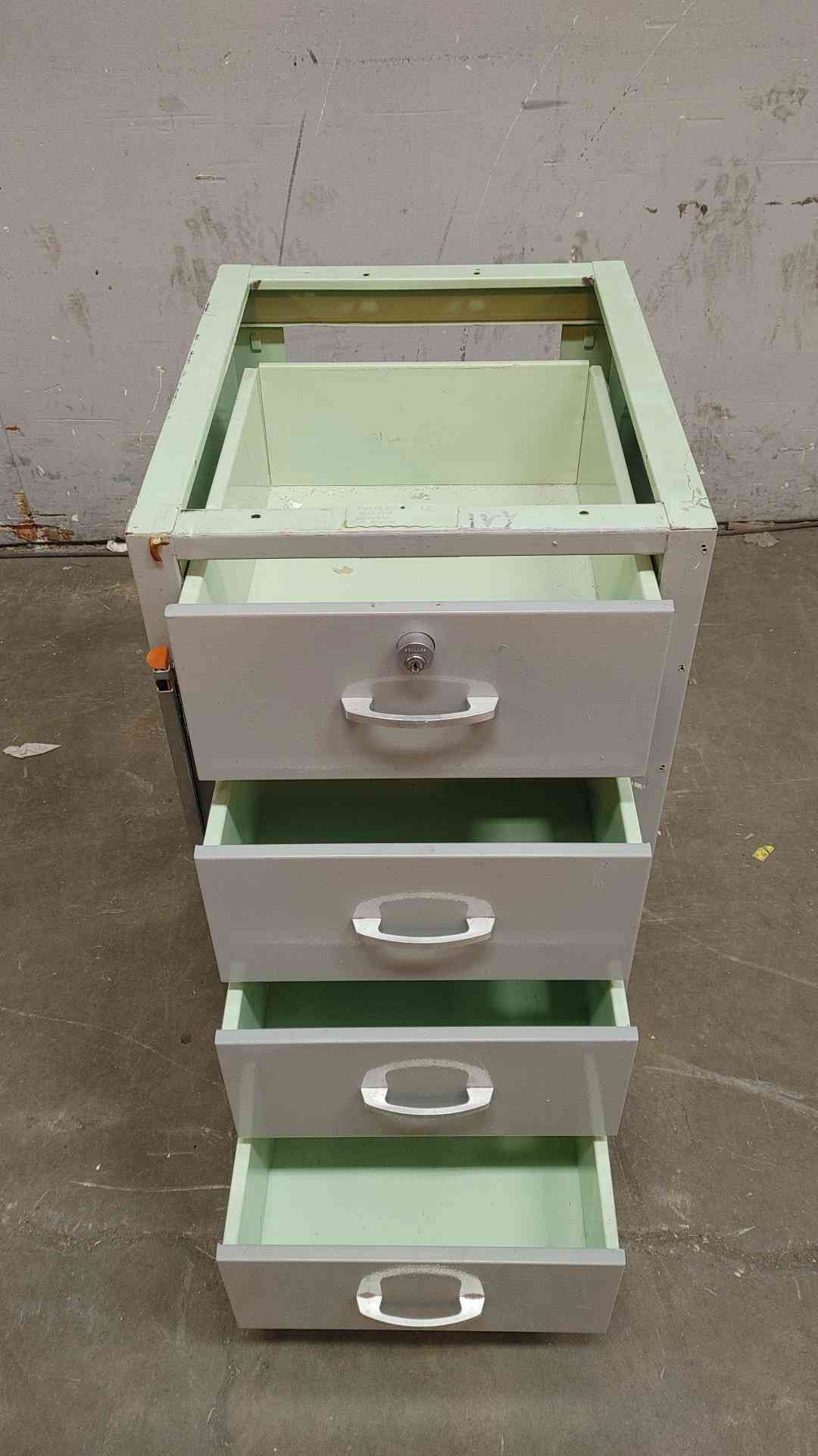 18" Hamilton Drawers Only Casework (108691)