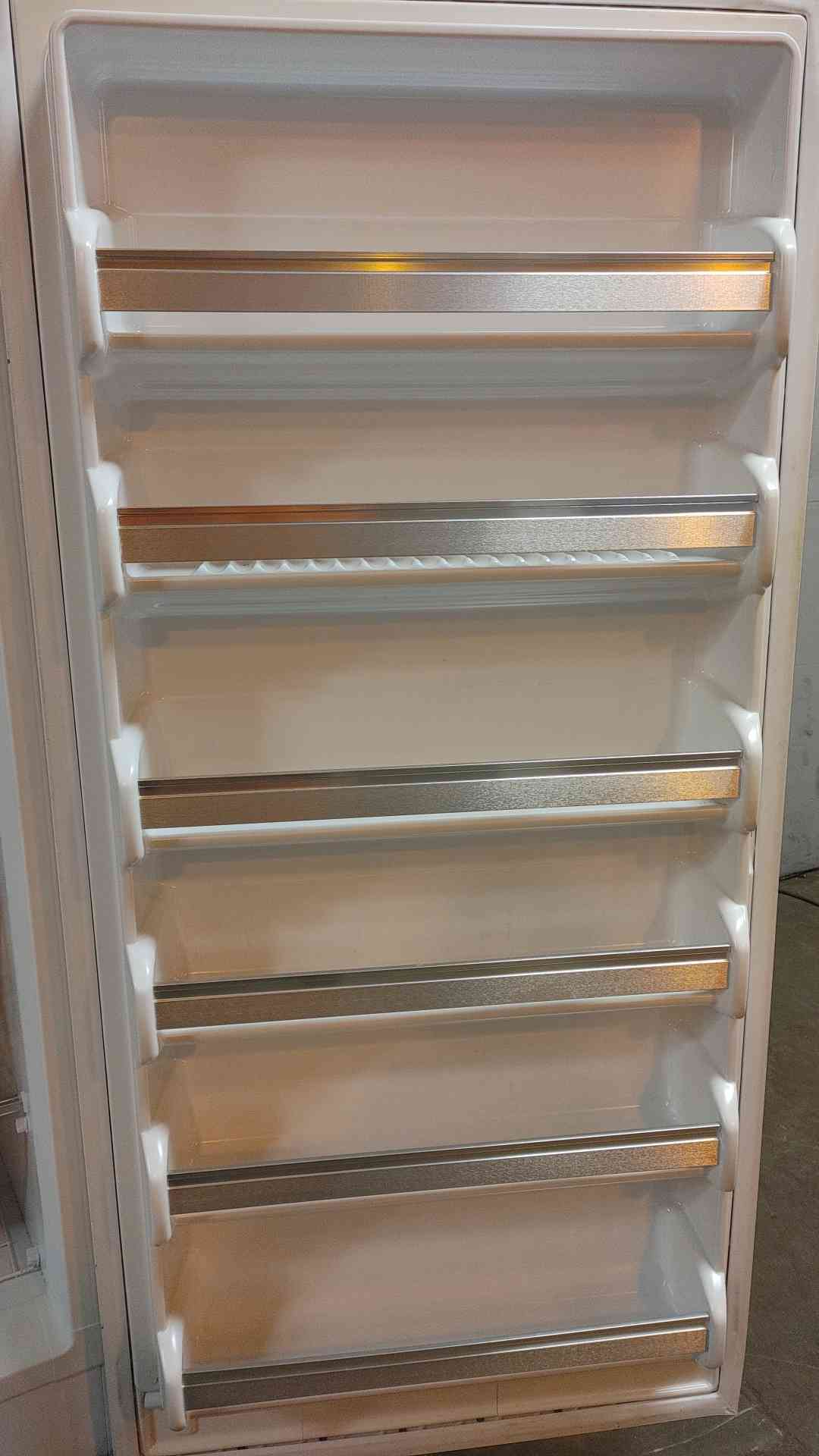 AS-IS Revco Laboratory Refrigerator 115V 1PH R421FA14 Flammable Storage (108697)