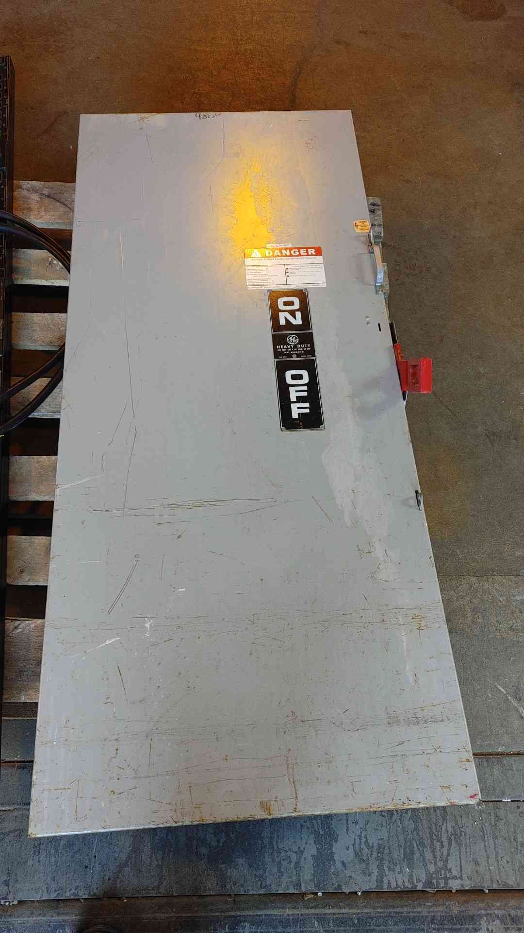 400A GE Safety Switch TH3365 Indoor Enclosure 3PH (108766)