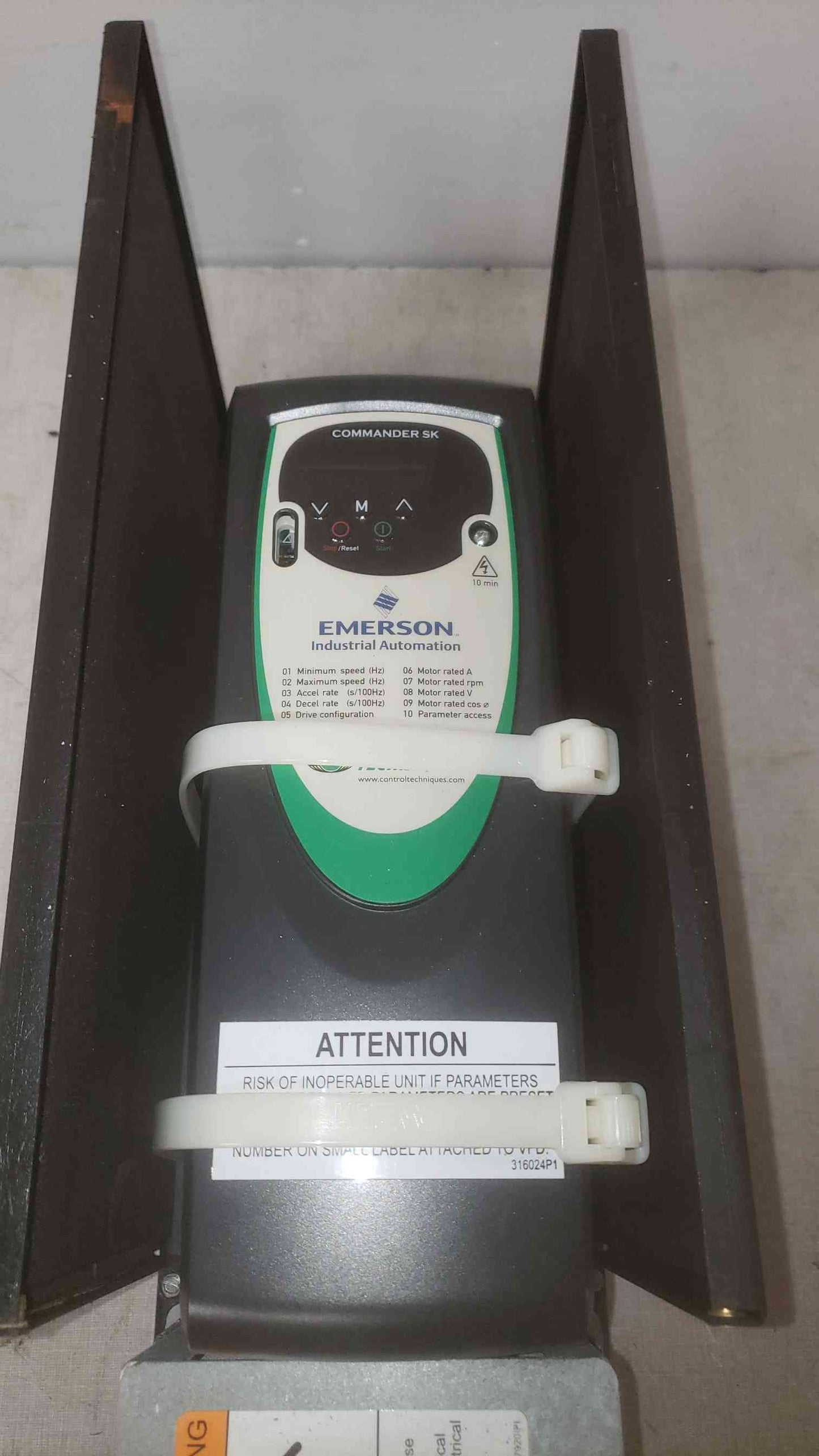 Emerson Commander SK VFD W/ Enclosure (SKU: 109648)