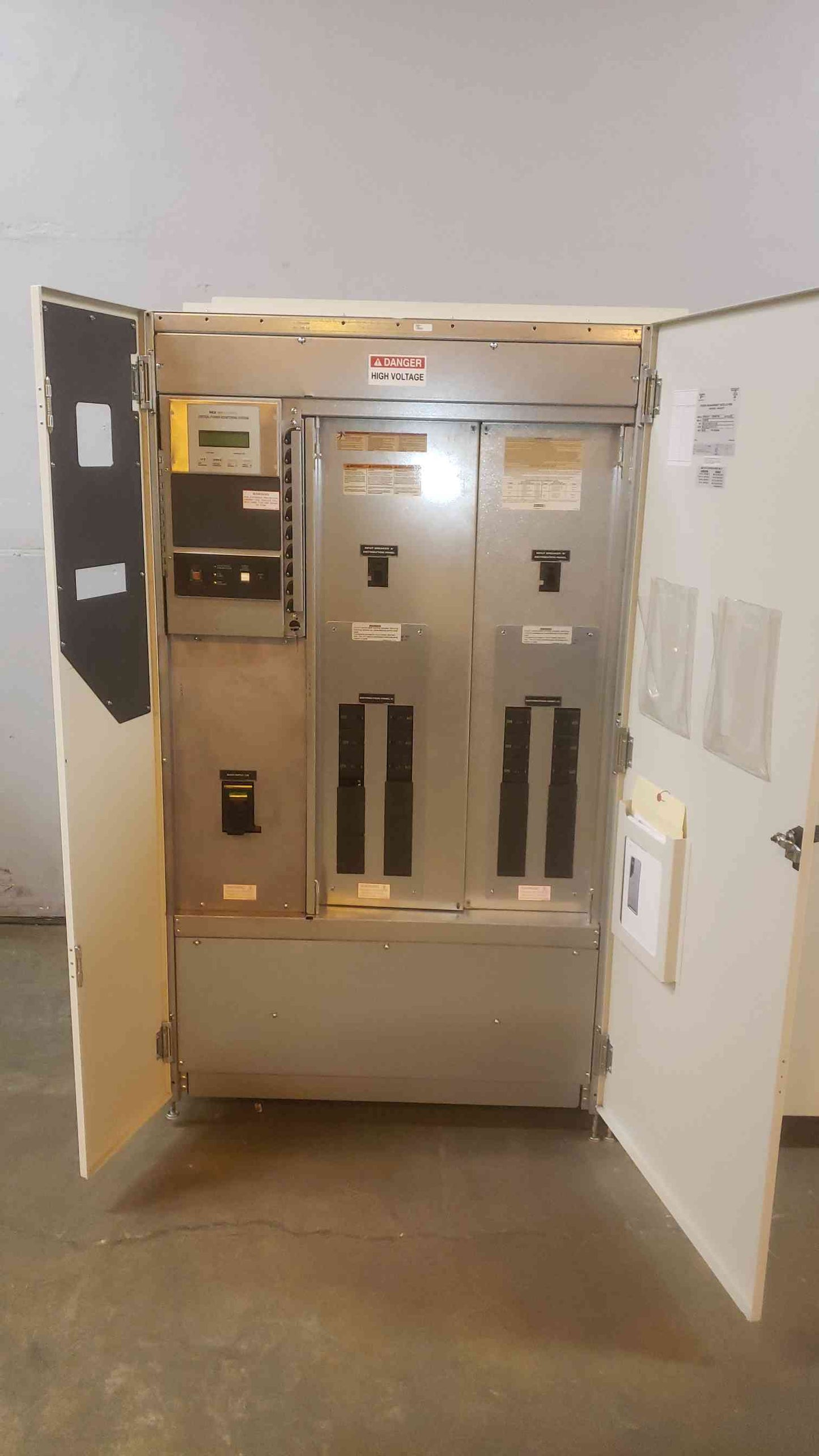 APC PDU PMM 300KVA PMN168-42-300 F 480v x 208/120 Power Distribution Unit (SKU: 109667)