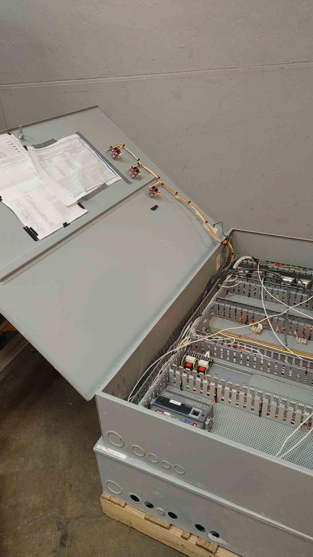 JOHNSON CONTROLS FEC2610 Field Equipment Controller (SKU: 109829)
