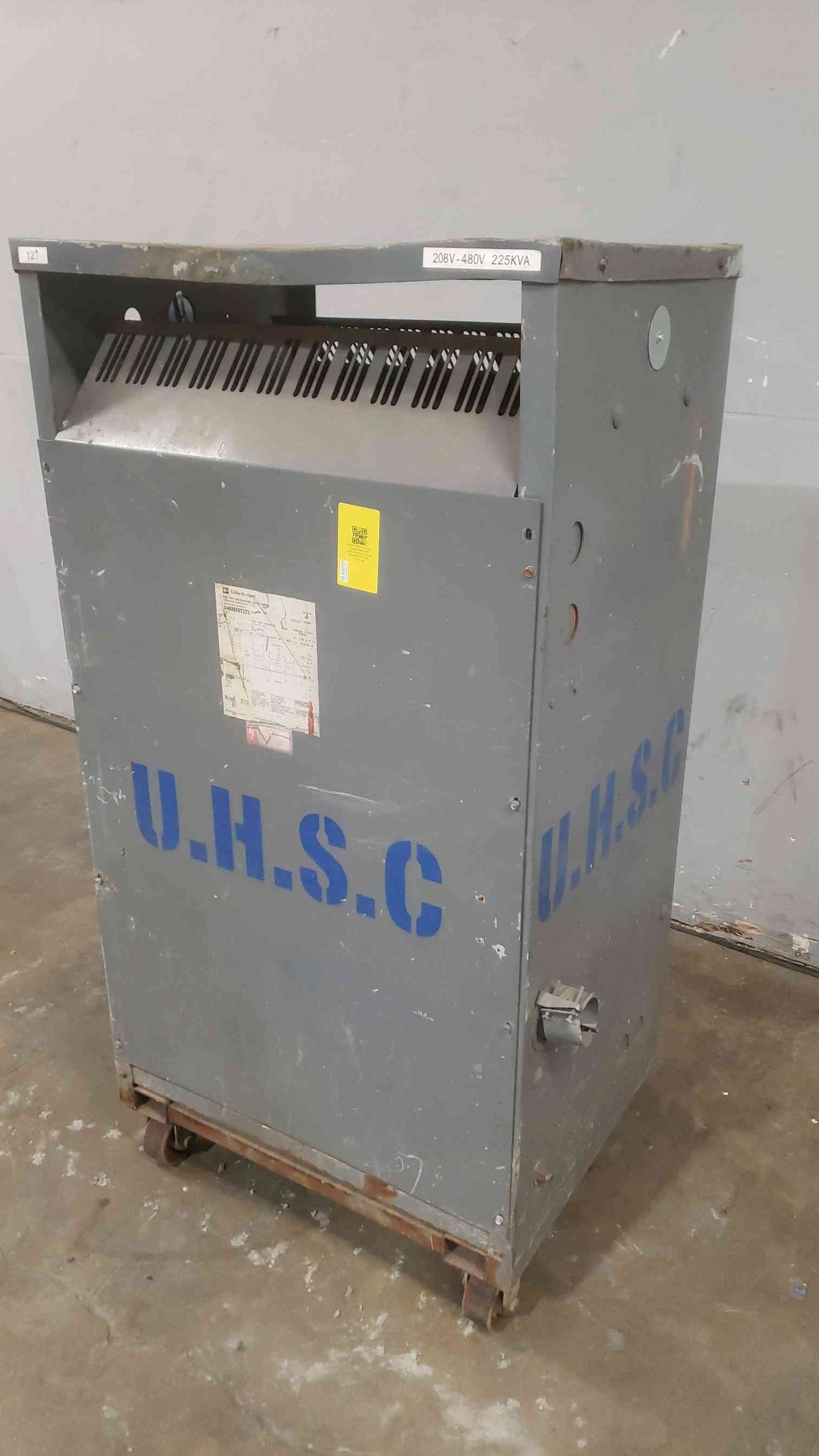 Cutler-Hammer 225KVA 480v x 208Y/120v 3PH Dry Transformer V48M28T22L (SKU: 111376)