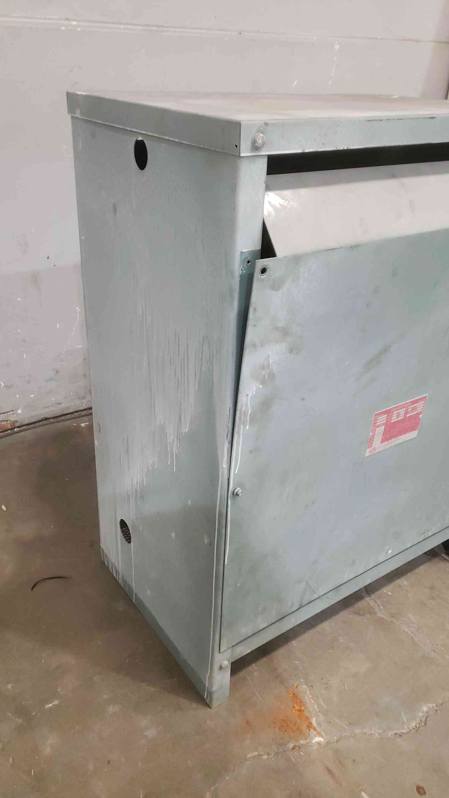 112.5KVA HEVI-DUTY 480v x 208Y/120v Dry Type Transformer T2H112 (SKU: 112144)