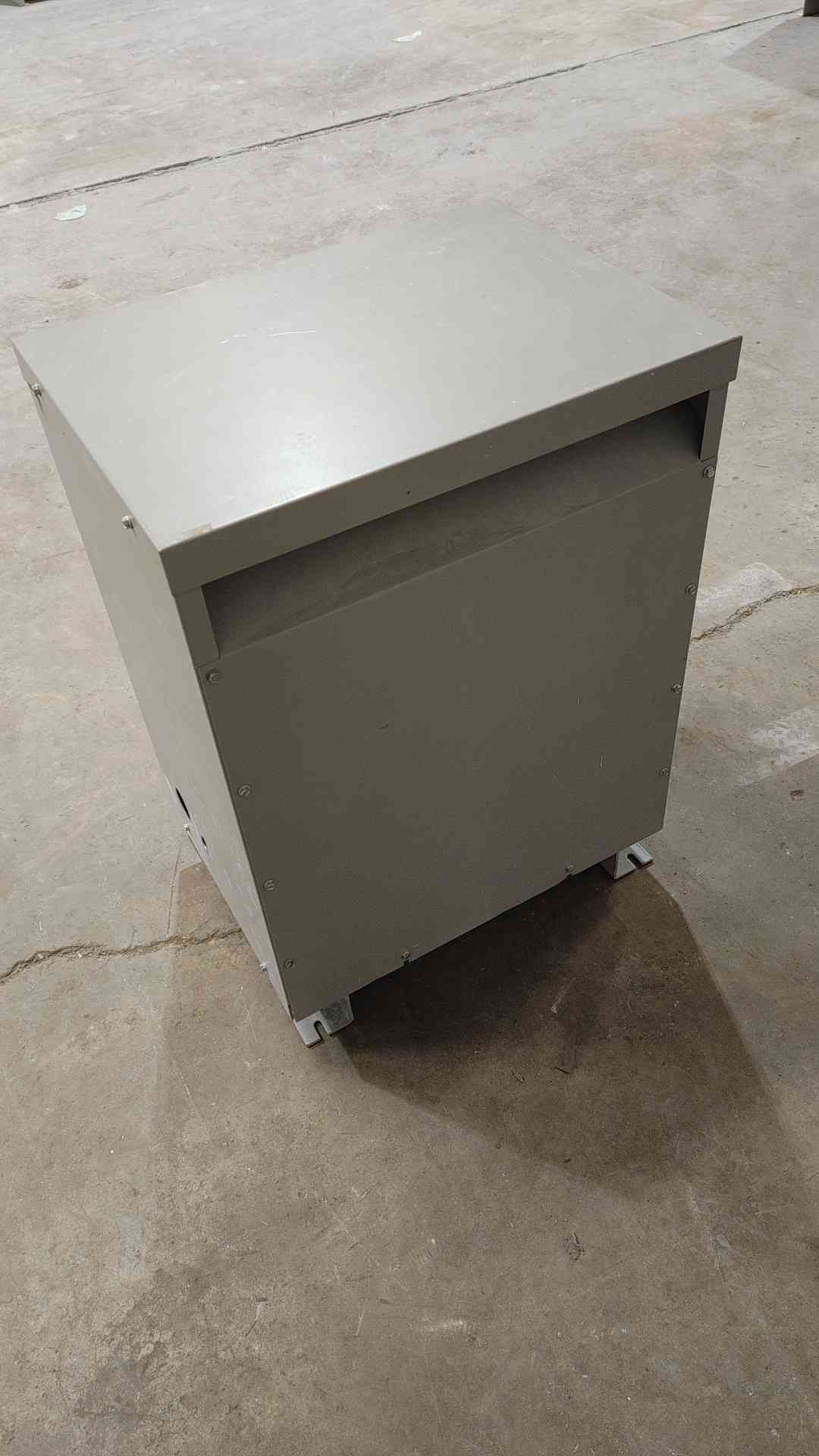 45KVA GE 480V 3PH Dry Type Transformer 9T23B3873(SKU: 112245)