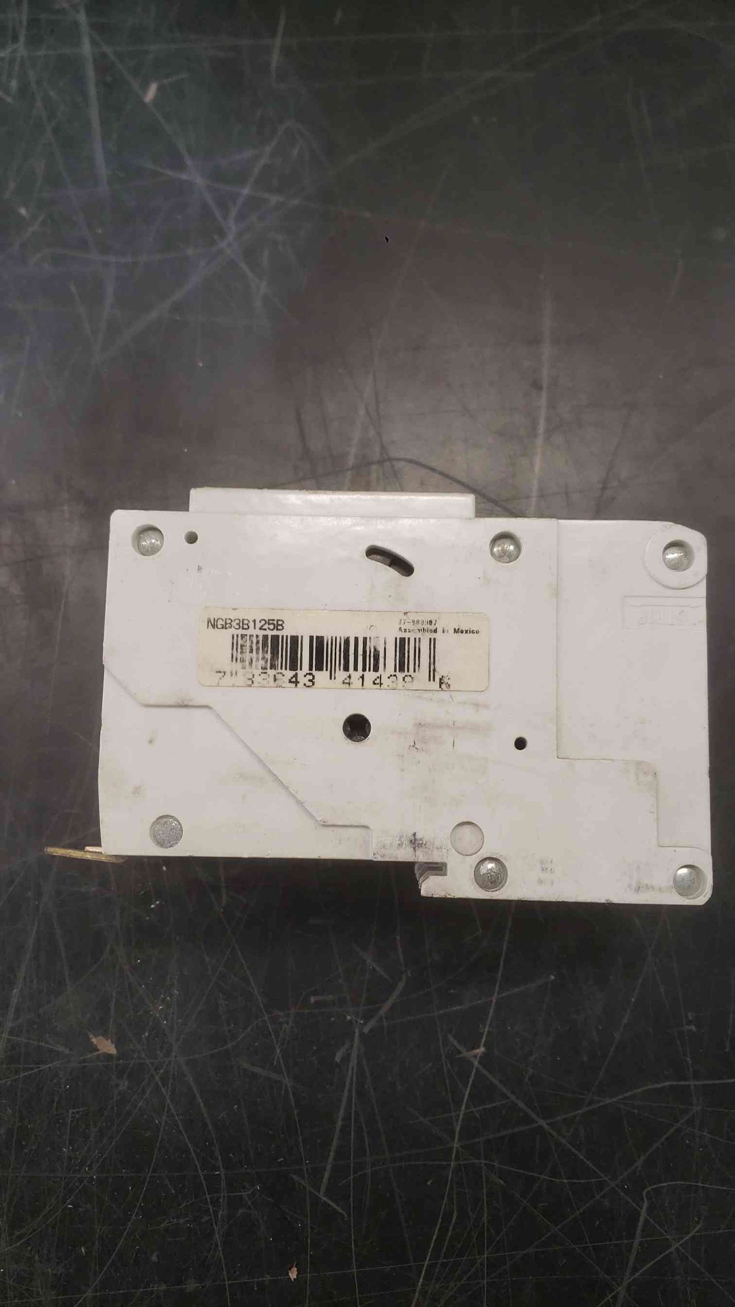 Siemens 125A 600Y/347V 3 Pole Breaker NGB3B125 (SKU: 112674)