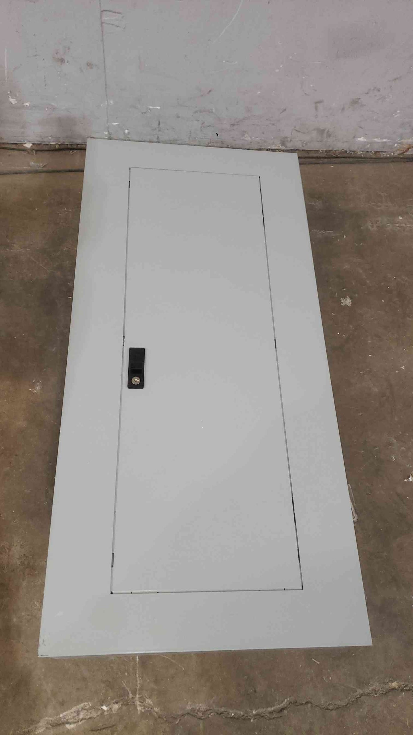 GE 225A 208Y/120 3PH 4W Panelboard Loaded with Breakers (SKU: 112726)