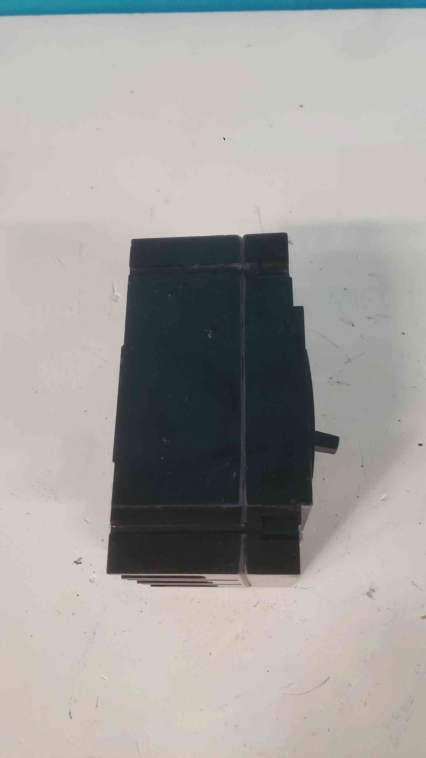 GE TED134015 Circuit Breaker 3-Pole 15A 480V 600V Molded Case Industrial E-Frame