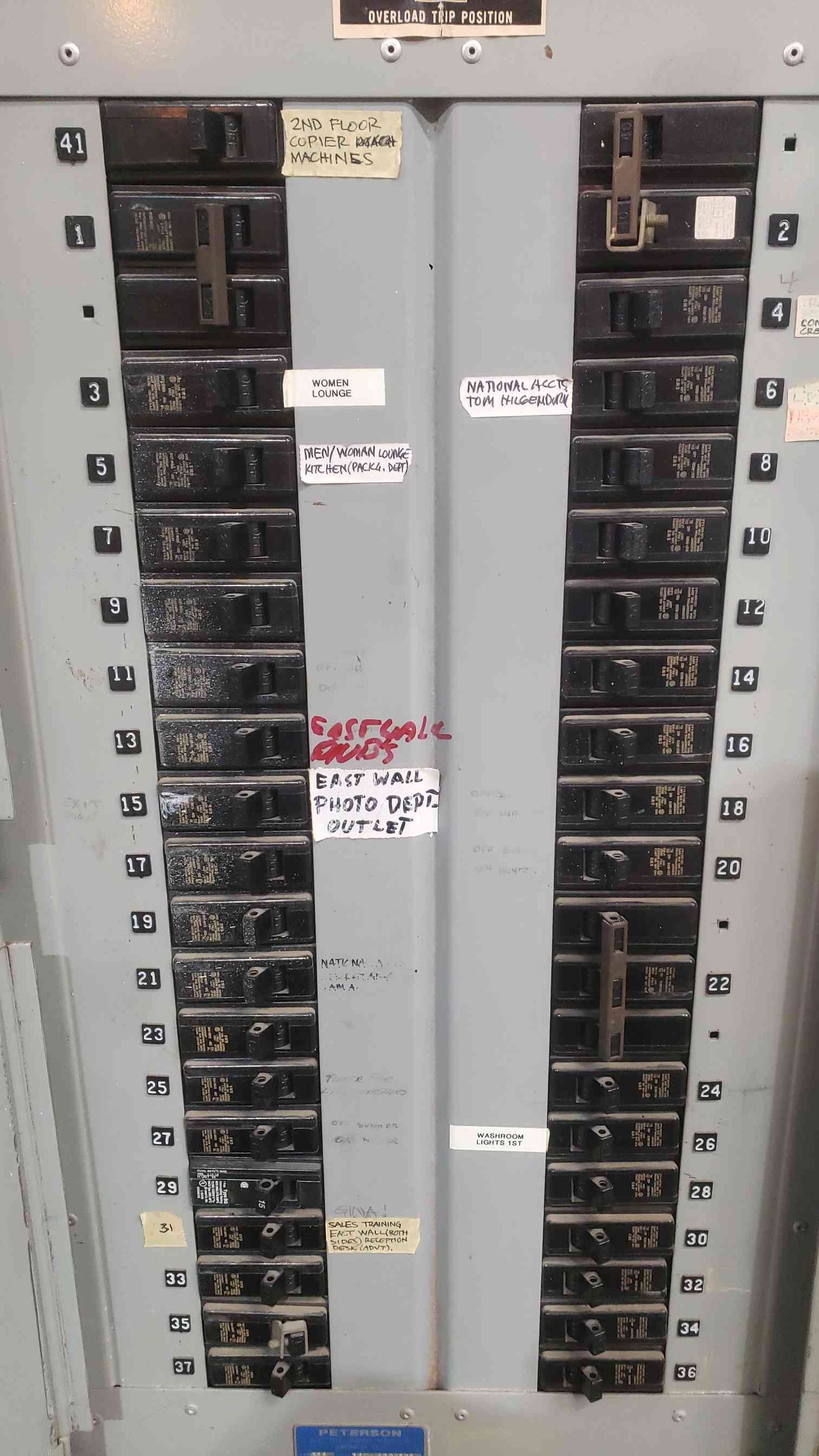 Peterson 225A 120/208V 3 Phase Panelboard Mixed Siemens Single Multi Pole Breaker