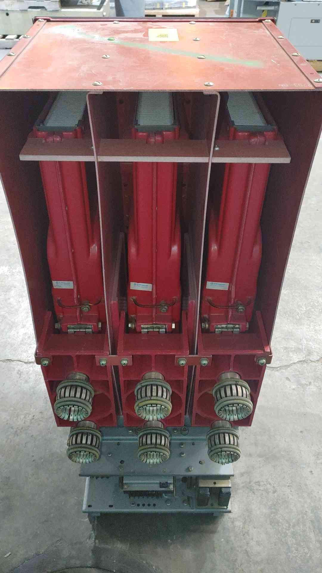 ITE 5HK250 2000 Amp 5KV Power Circuit Breaker 5HK 250 MVA 125VDC Draw Out