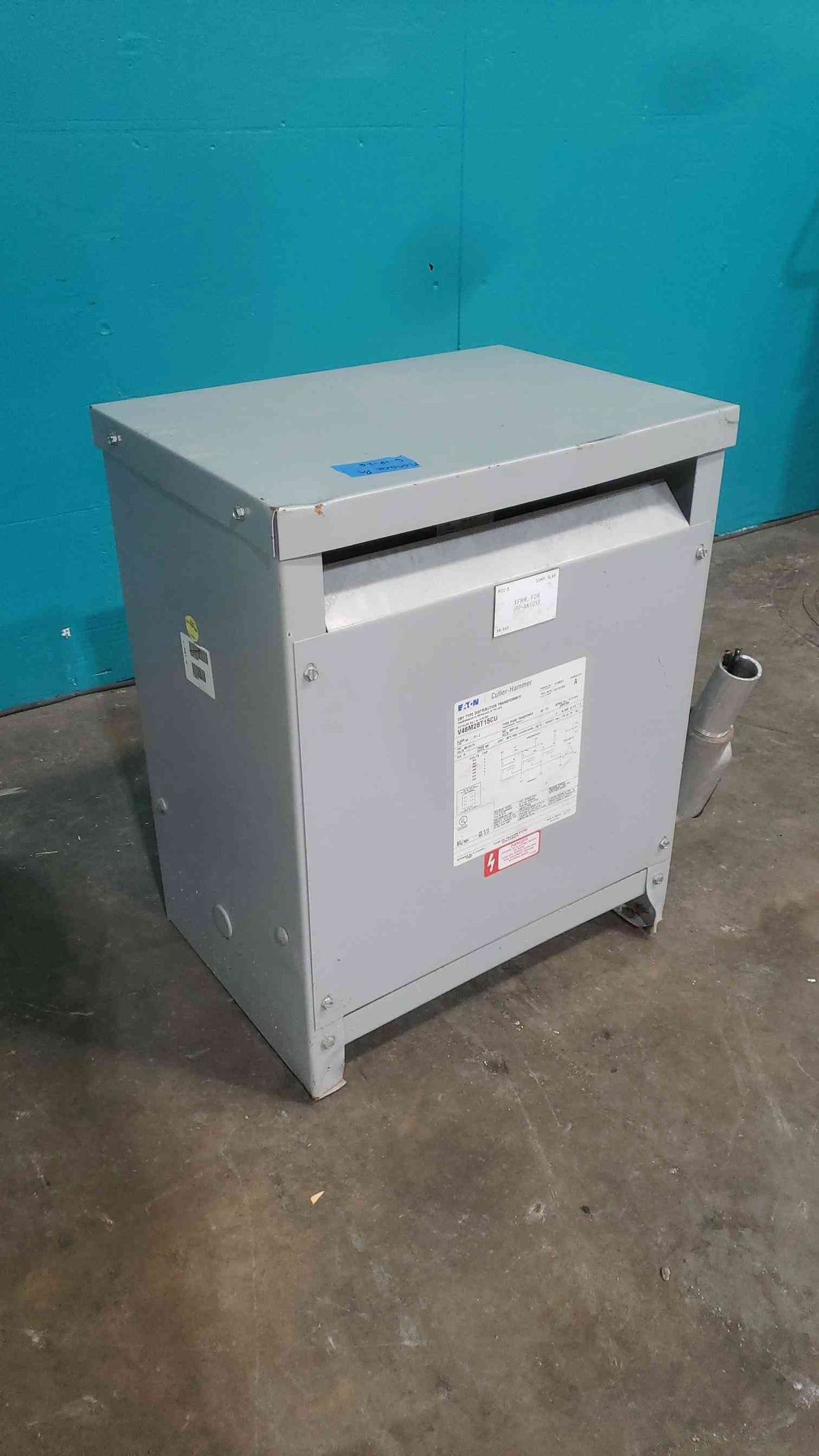 Cutler Hammer 15 KVA Copper Transformer 480V to 208Y 120V 3 Phase V48M28T15CU