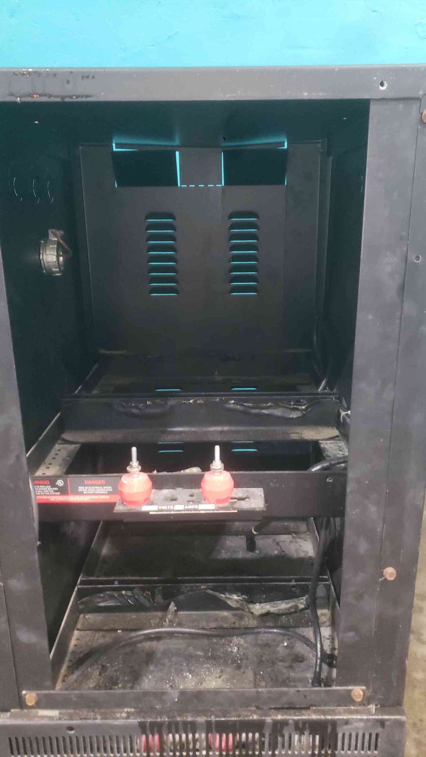 Power Battery Company 120V 115A Battery Cabinet Enclosure 1CR1-10150C-120F-UL