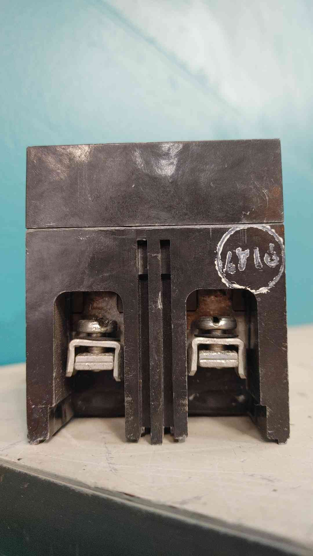 GE TED124030 30A 2 Pole 480V Industrial Molded Case Circuit Breaker TED124030 30