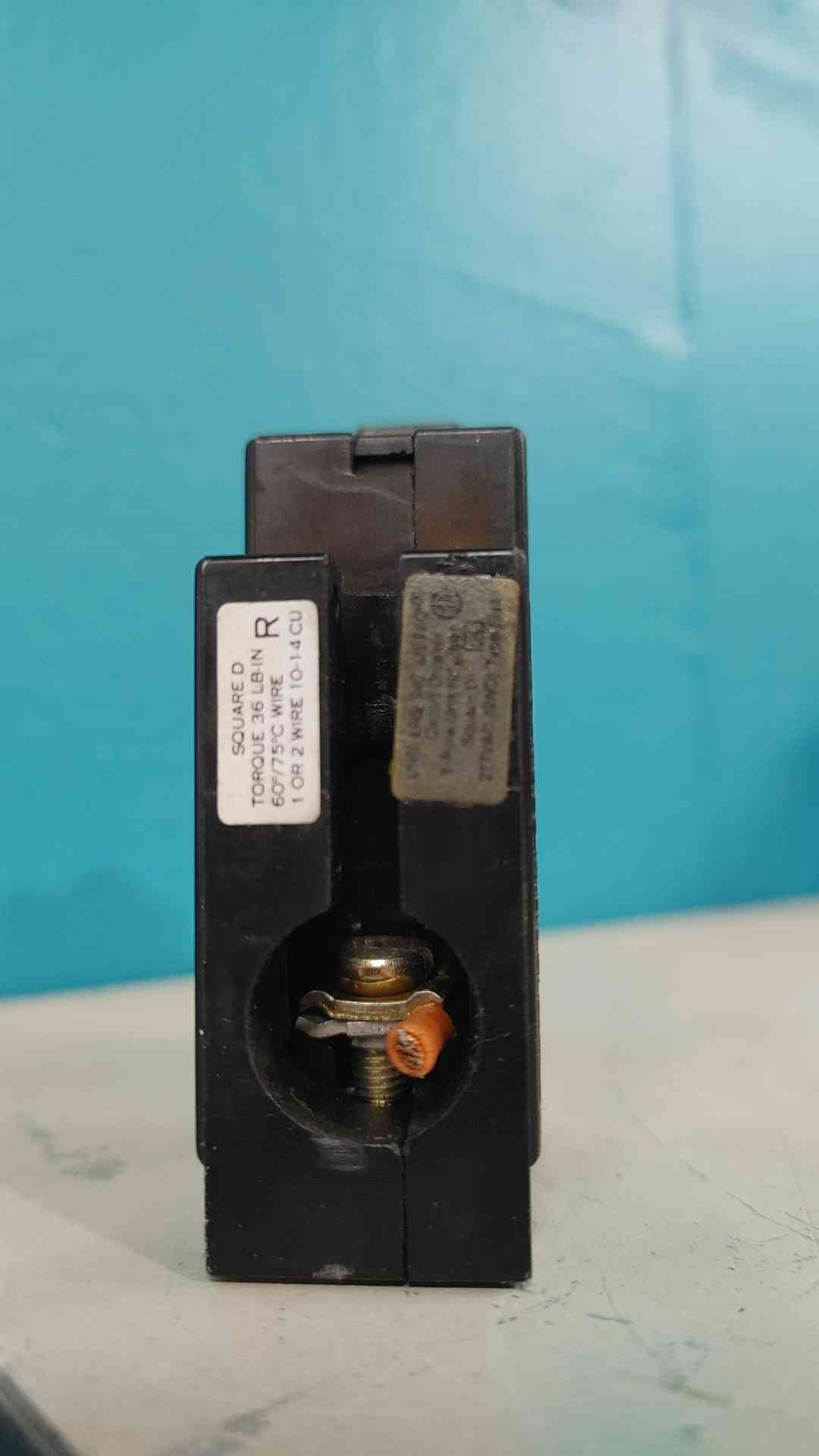 Square D EH14020 1 Pole 20 Amp 277V Plug-In Circuit Breaker EH-4