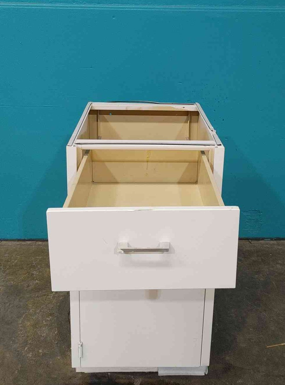 18" St. Charles 2 Door Cabinet (Sku:115122)
