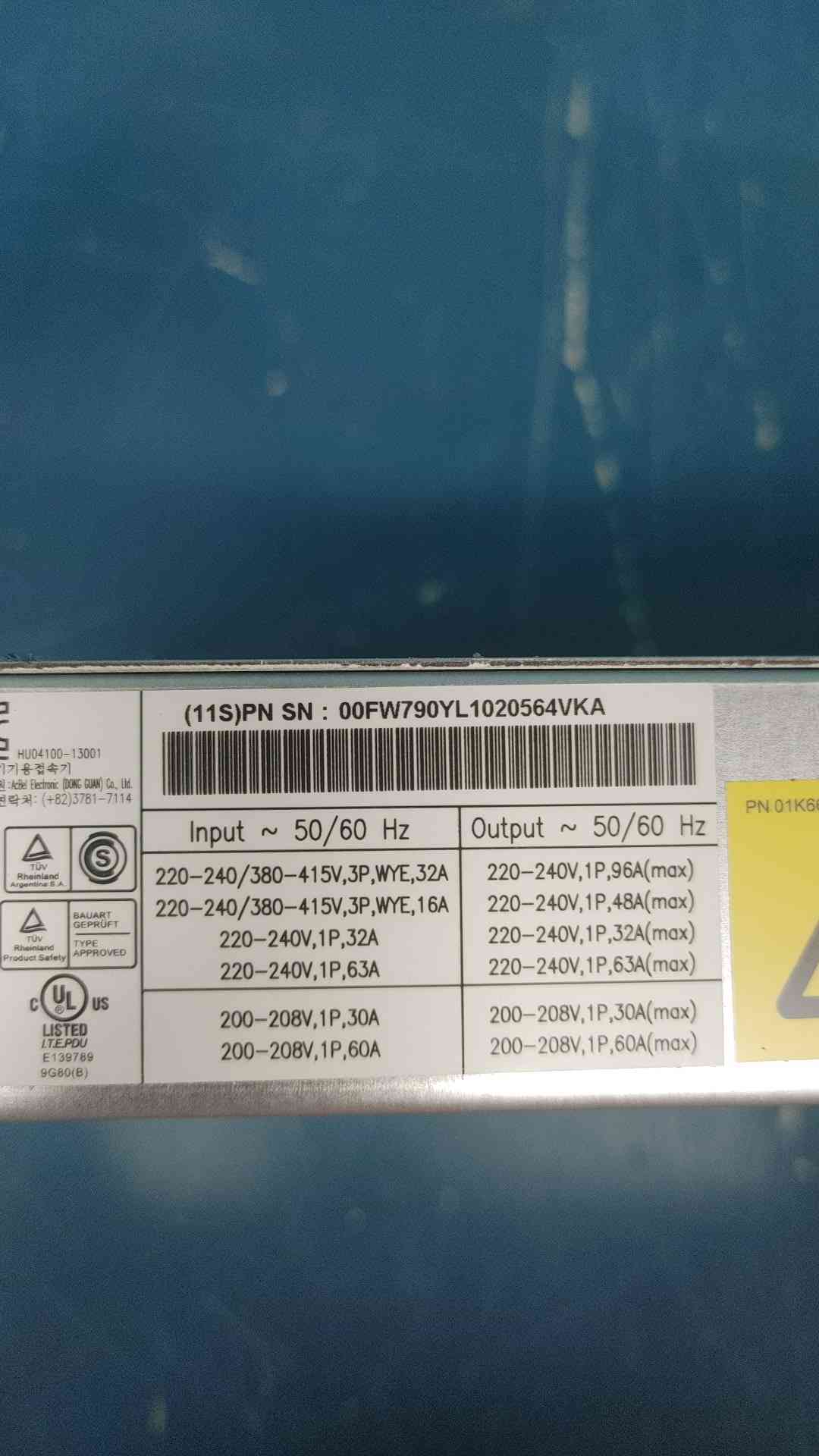 IBM 00FW790 12-Outlet Rack PDU Power Distribution Unit AcBel OT9016 12x IEC C13