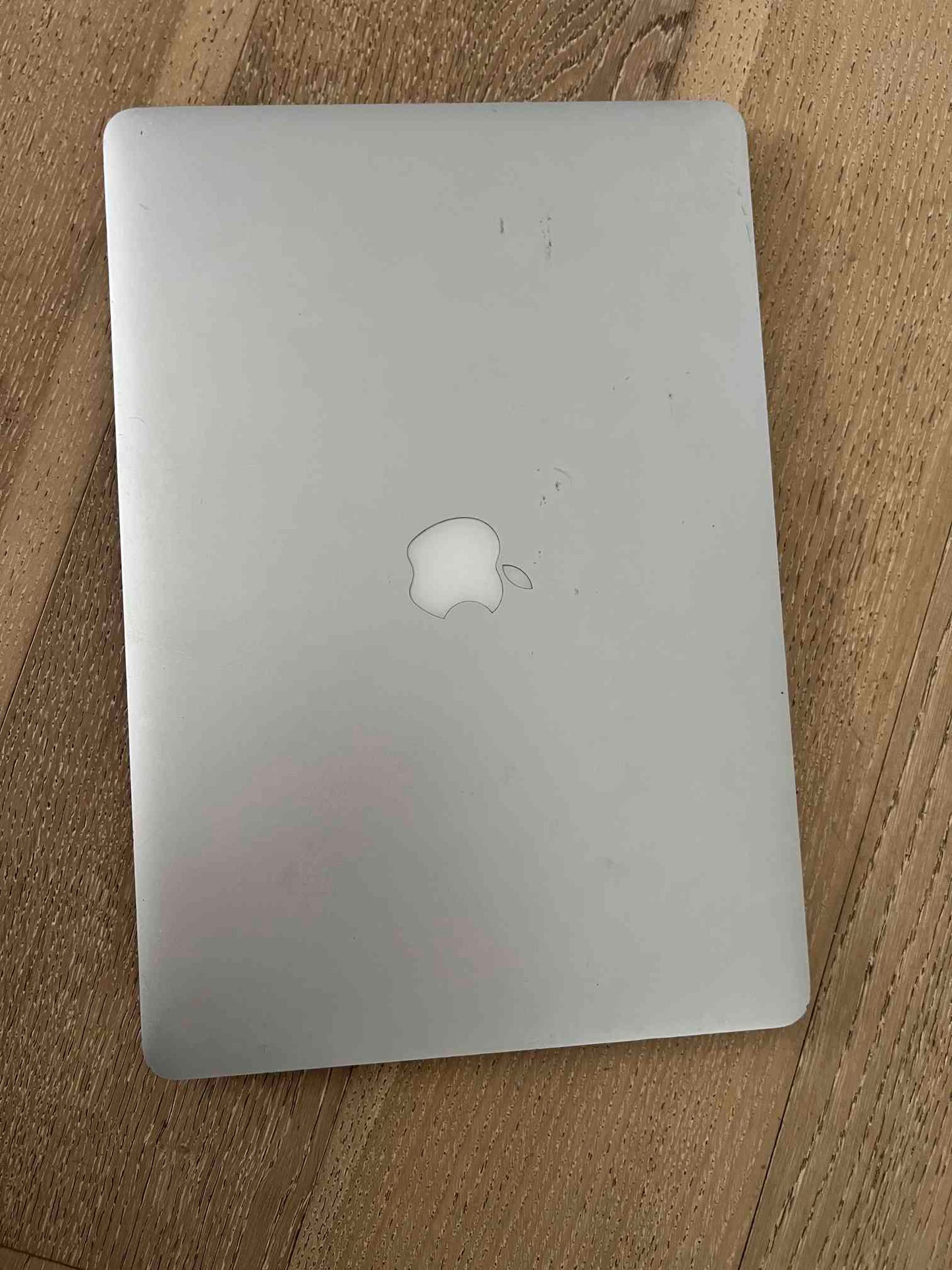 15" MacBook Pro 2.2 GHz Quad-core Intel Core i7 500Gb Retina 2.2GHz