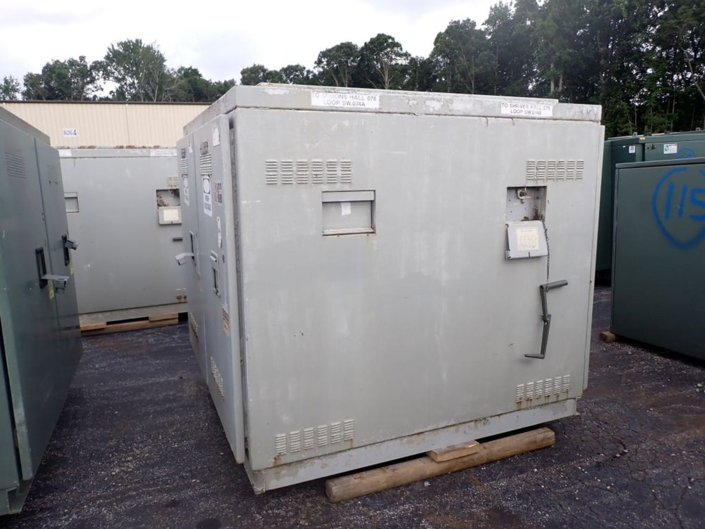 S&C 15KV Pad-Mount Switch Cat No. CD-616912-S101 (SKU: 110107)