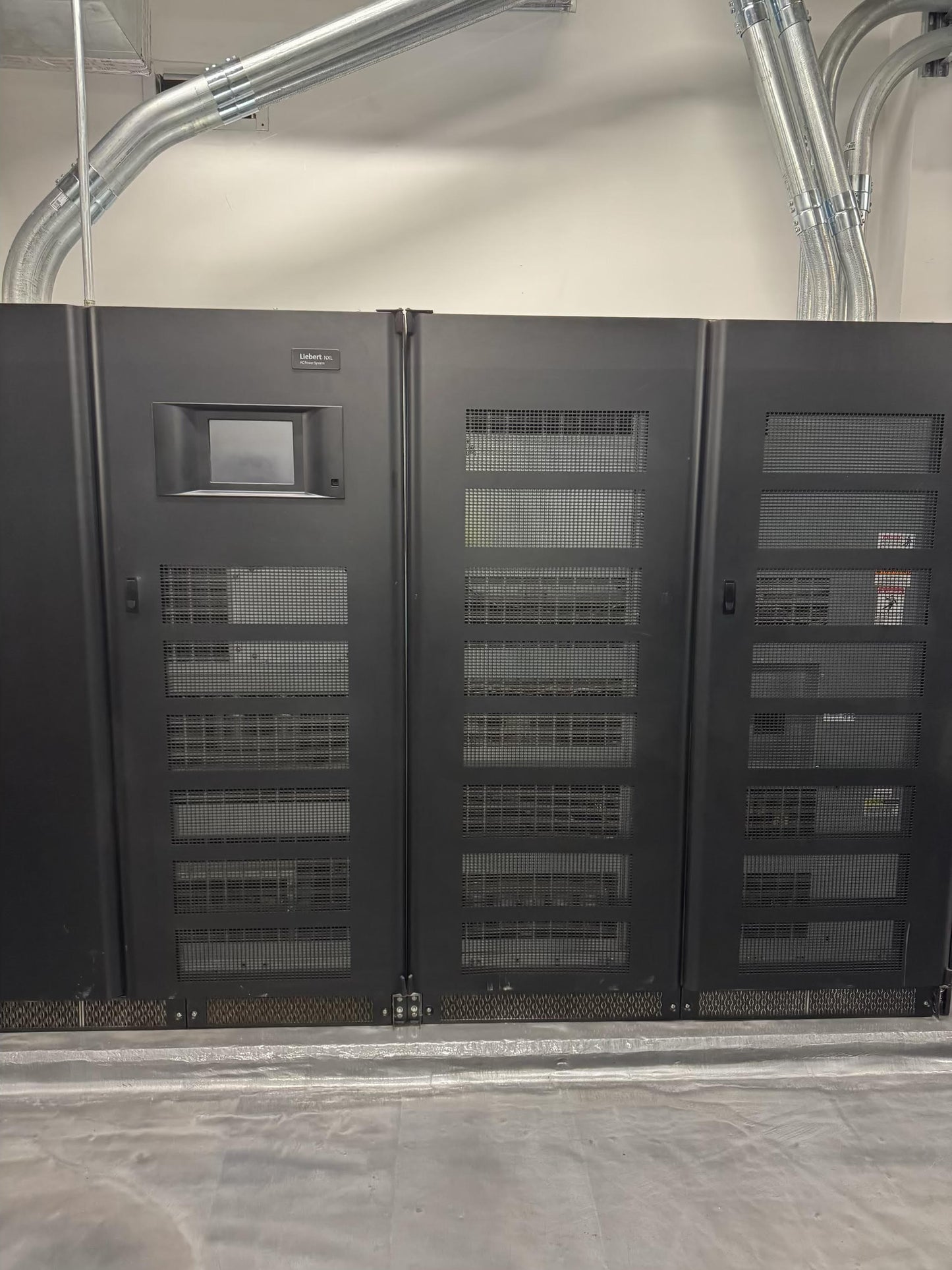 450KVA Liebert Vertiv NXL UPS 480V
