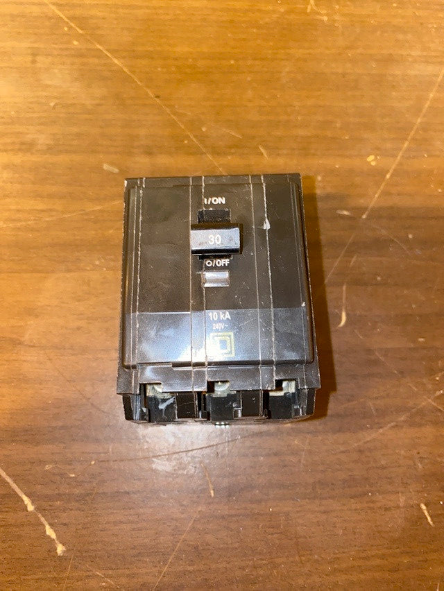 3 Pole Square D 30A Circuit Breaker(S6LLST1495)