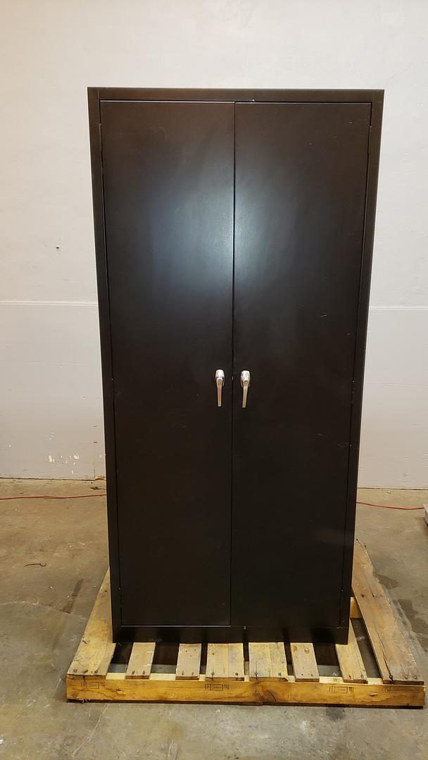 6' Tall Metal Storage Cabinet(S6LLST10775)