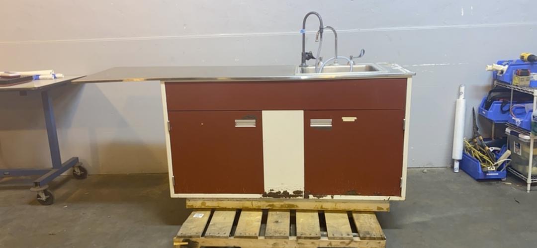 81x24x35" Lab Casework Sink W/ Fixtures & Stainless Steel Top(S6LLST5863)