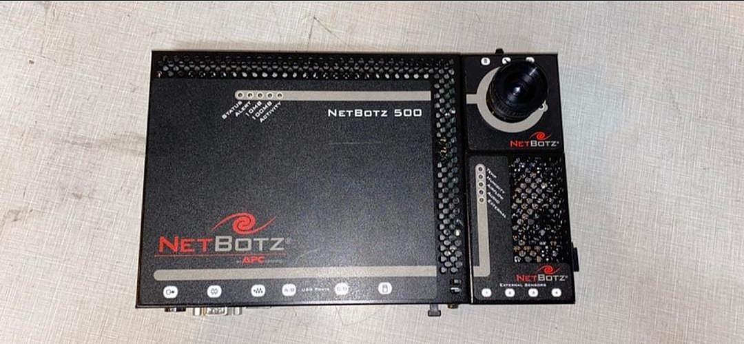 *Pickup Only* APC Netbotz Lot: 1x 500, 2x NBRK0200, & 1x 150 NBPD0150(S6LLST7085)