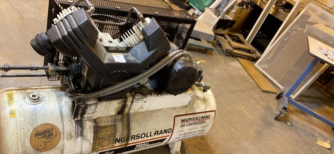 Ingersoll Rand 7 1/2 HP Horizontal Air Compressors Small Compression(S6LLST6549)
