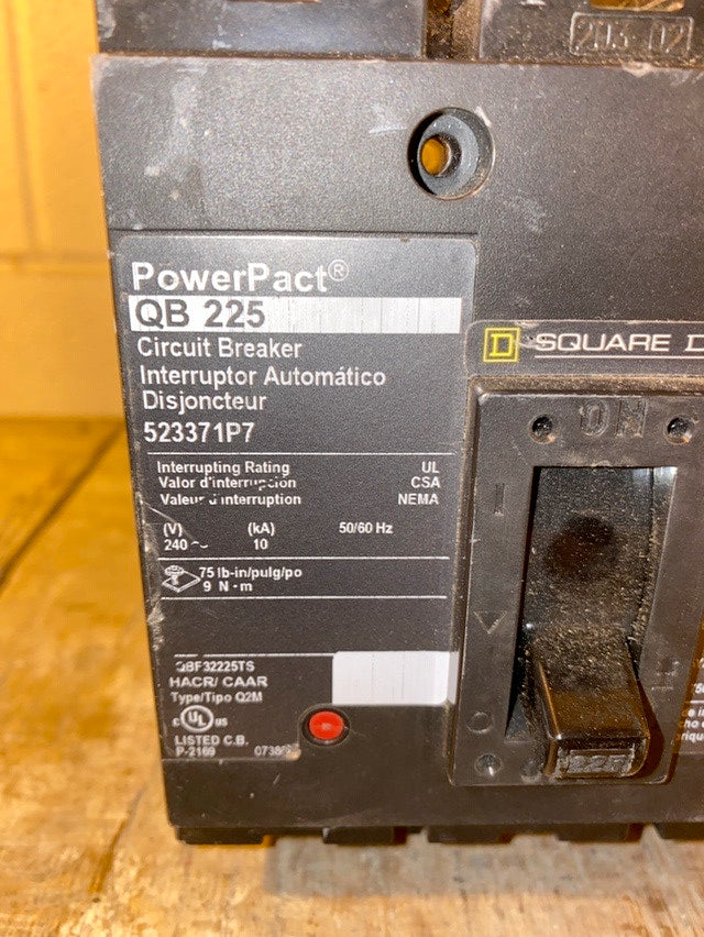 PowerPact QB225 Circuit Breaker Square D 523371P7 225A (S6LLST1371)(S6LLST1371)