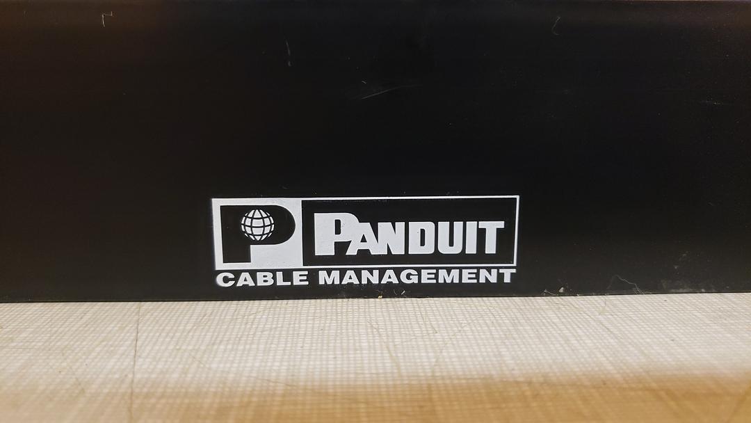*Pickup Only* Lot of 6 Panduit Horizontal Cable Management 2 RU black(S6LLST11148)
