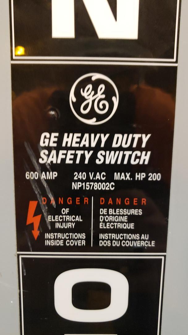 600A 600 Amp GENERAL ELECTRIC Heavy Duty Safety Switch(S6LLST12176)