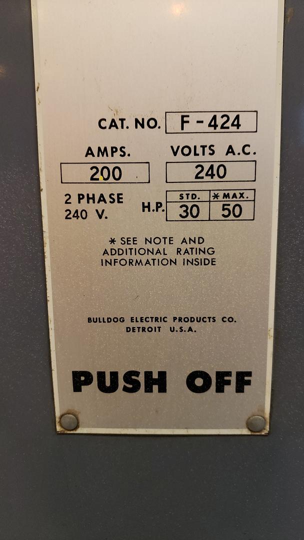 200A Bulldog VacuBreak F Safety Switch F424(S6LLST12149)