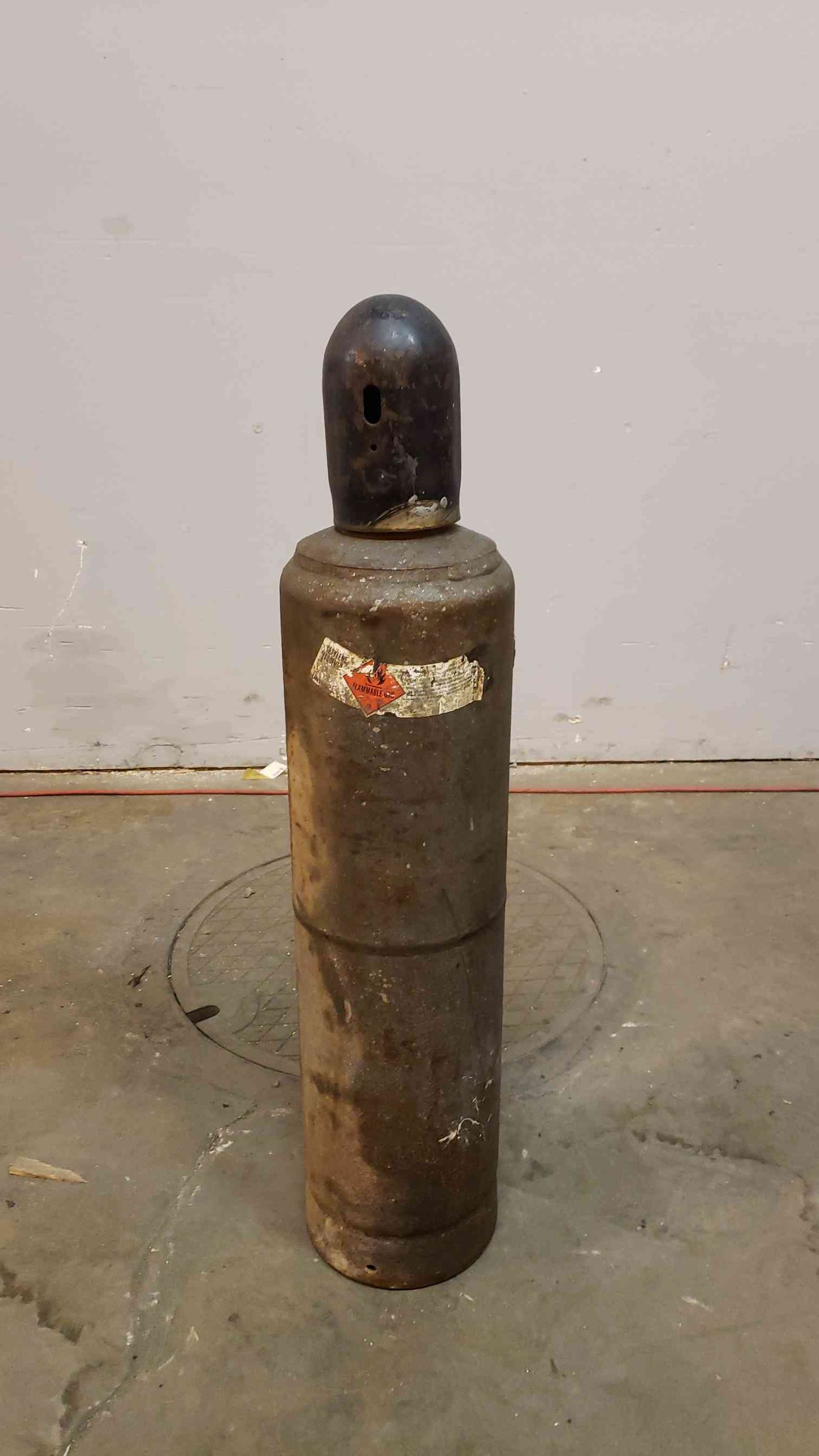 Ocetylen Flammable Gas Cyclinder Empty(Q16511)