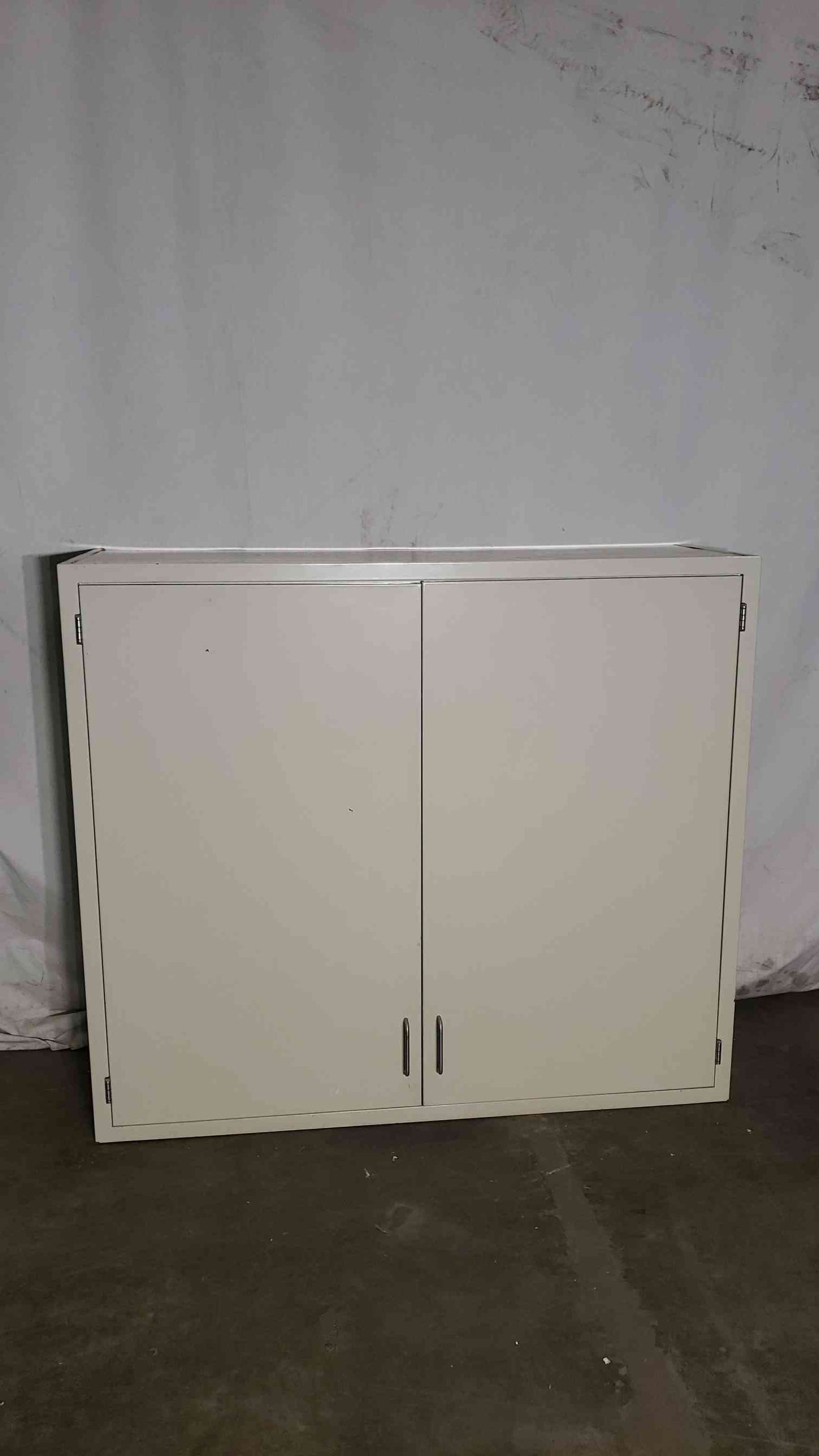 48" Jamestown Overhead Cabinet(100034)