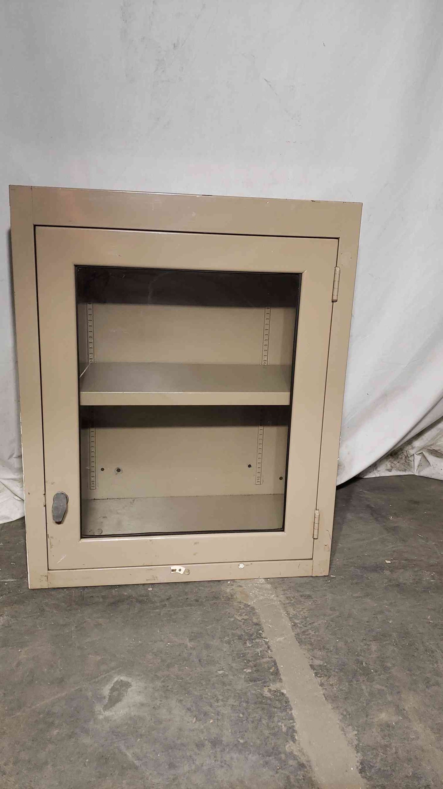 24" Overhead Cabinet W/ Knob(100064)