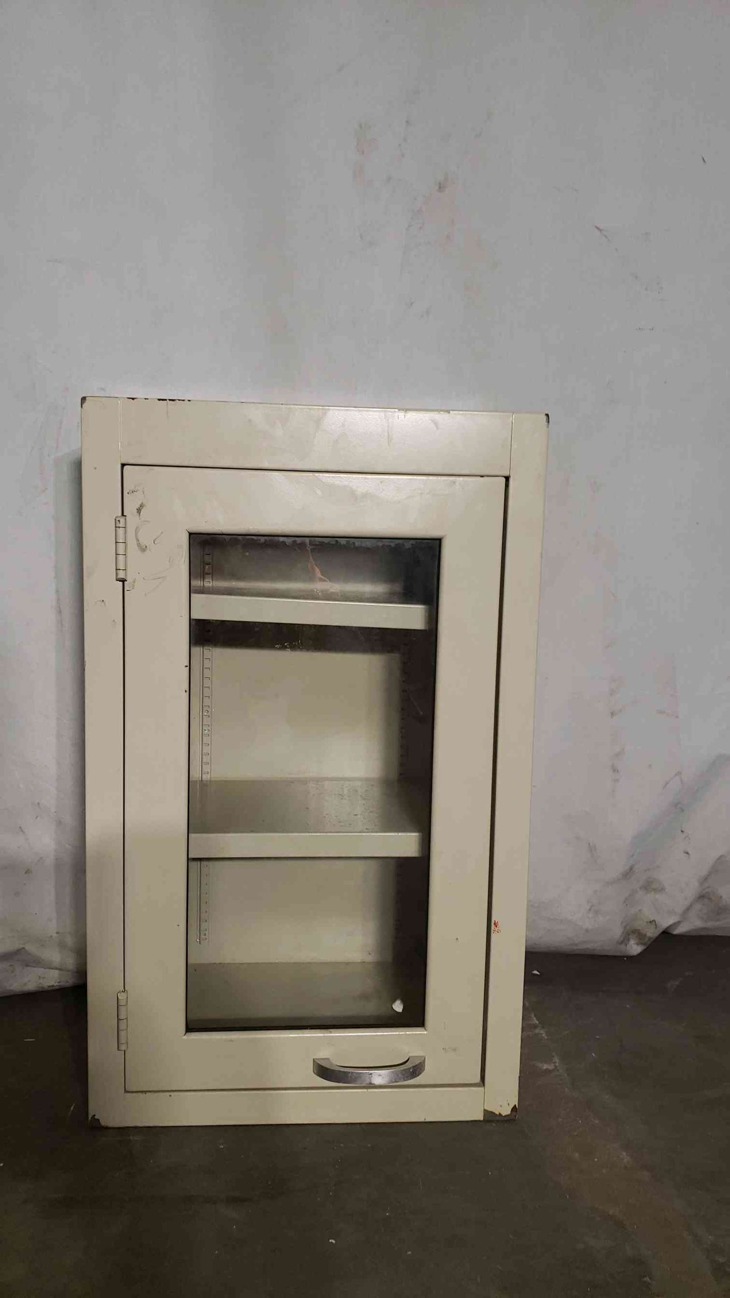 18" Duralab Overhead Cabinet(100074)