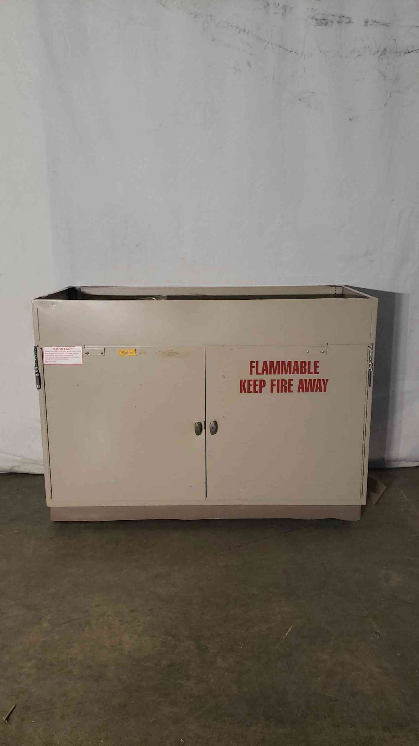 48x22x35 Flammable Cabinet(100151)