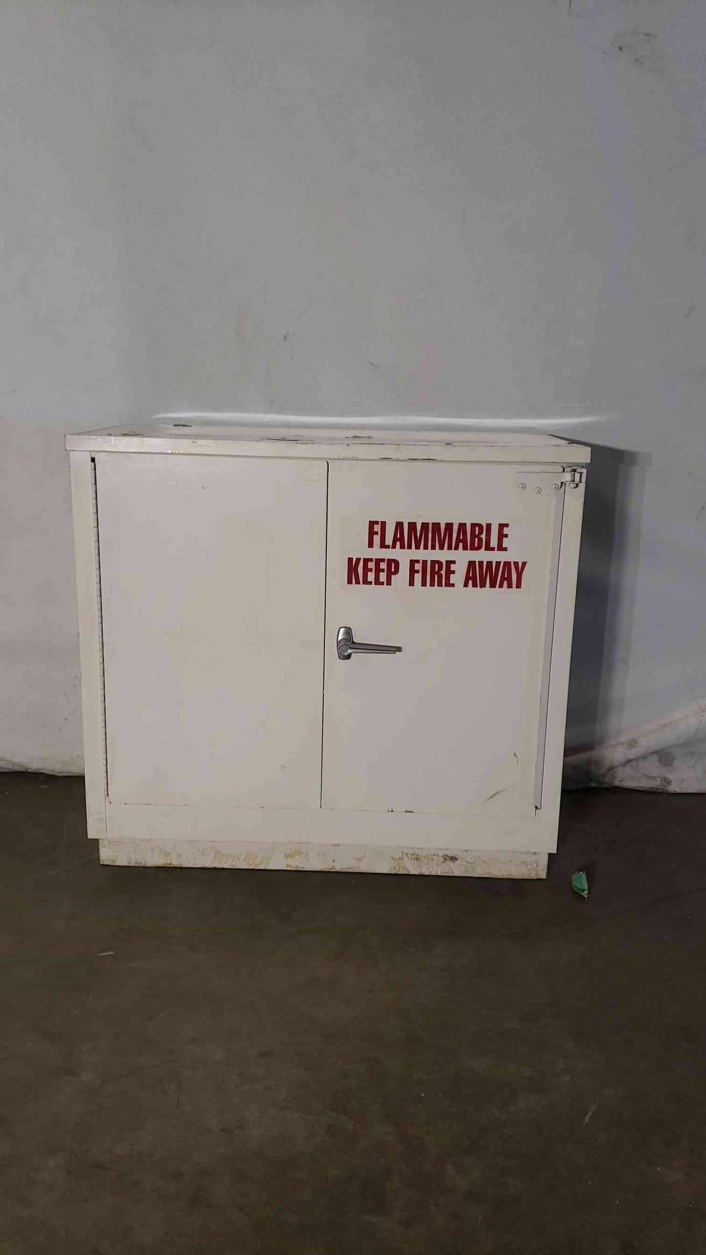 36x19x35 Flammable Cabinet(100181)