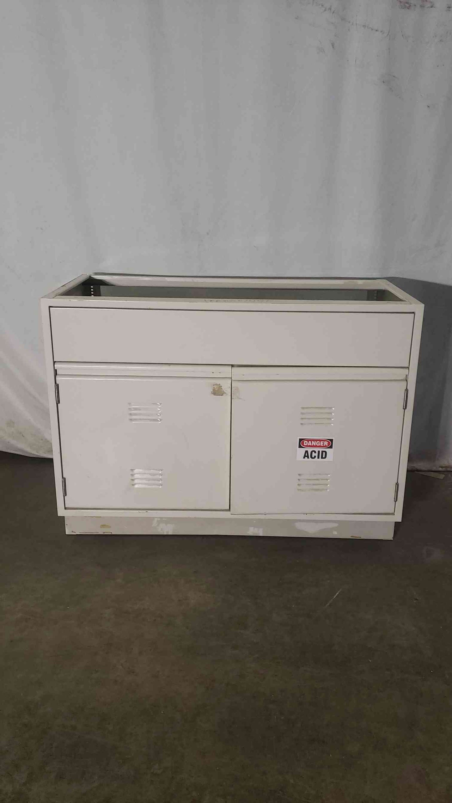 48x22x35 Acid Storage Cabinet(100146)