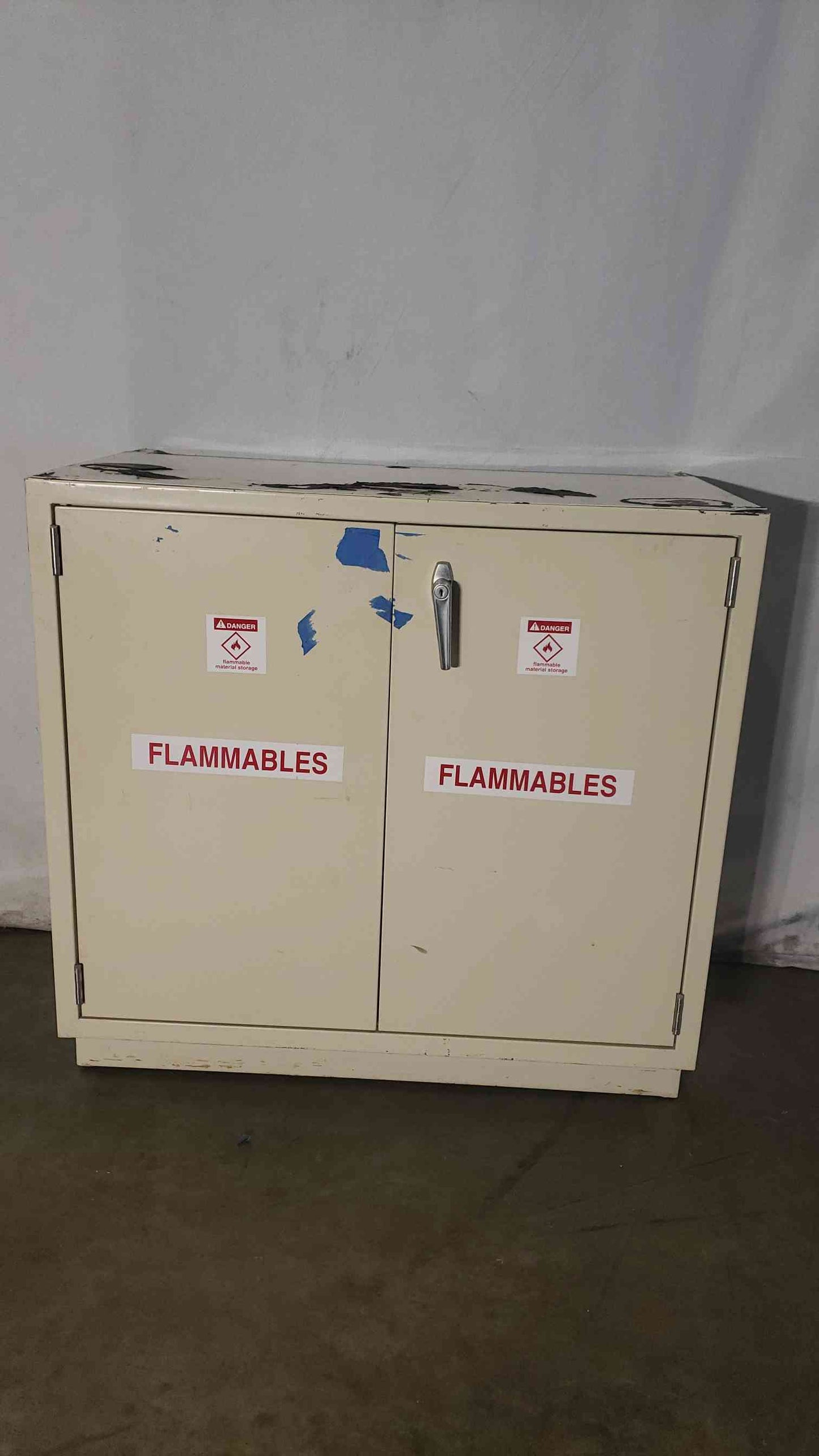 36x22x35 Flammable Tan Cabinet(100156)