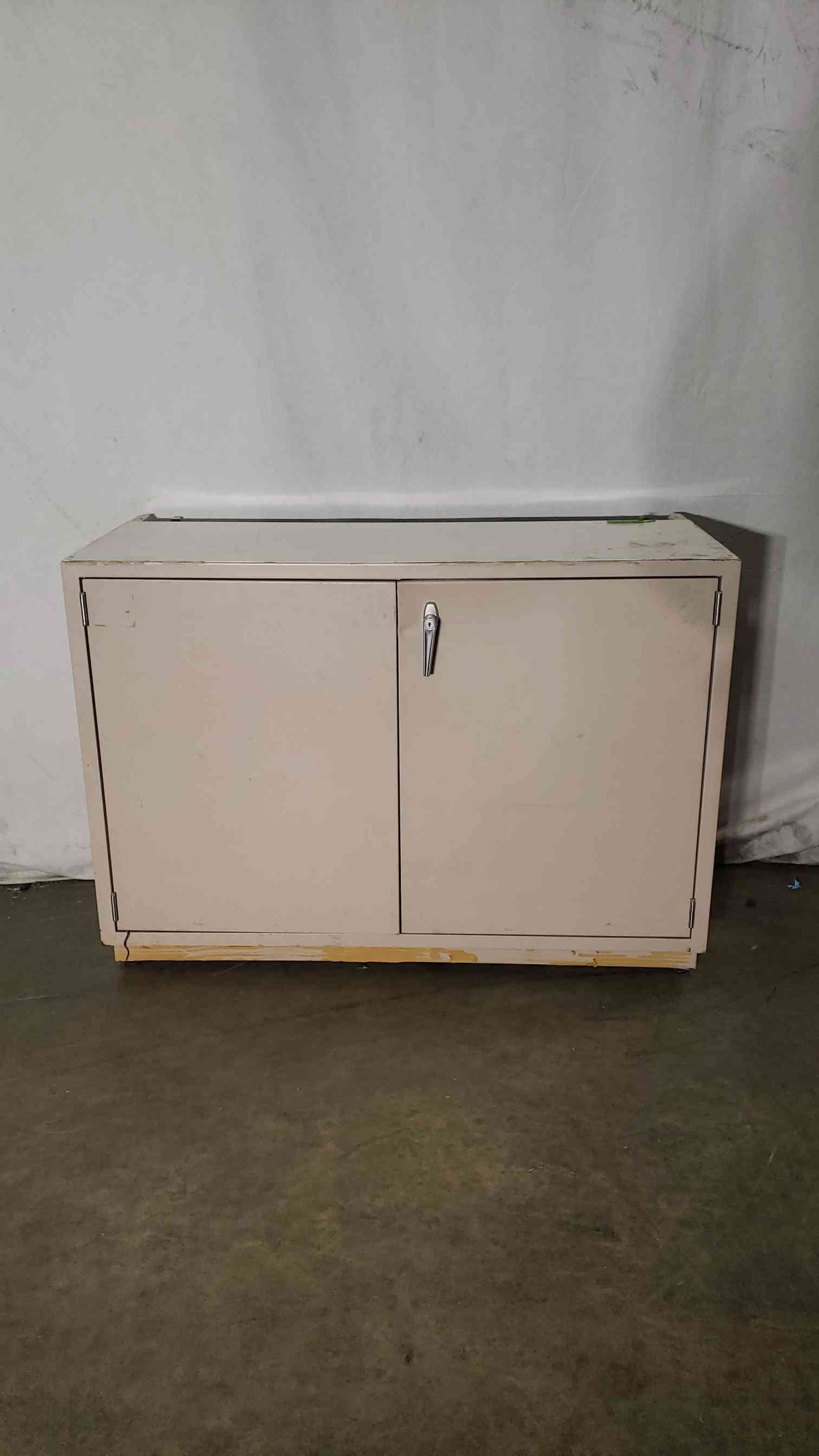 48x22x35 Flammable Casework(100192)