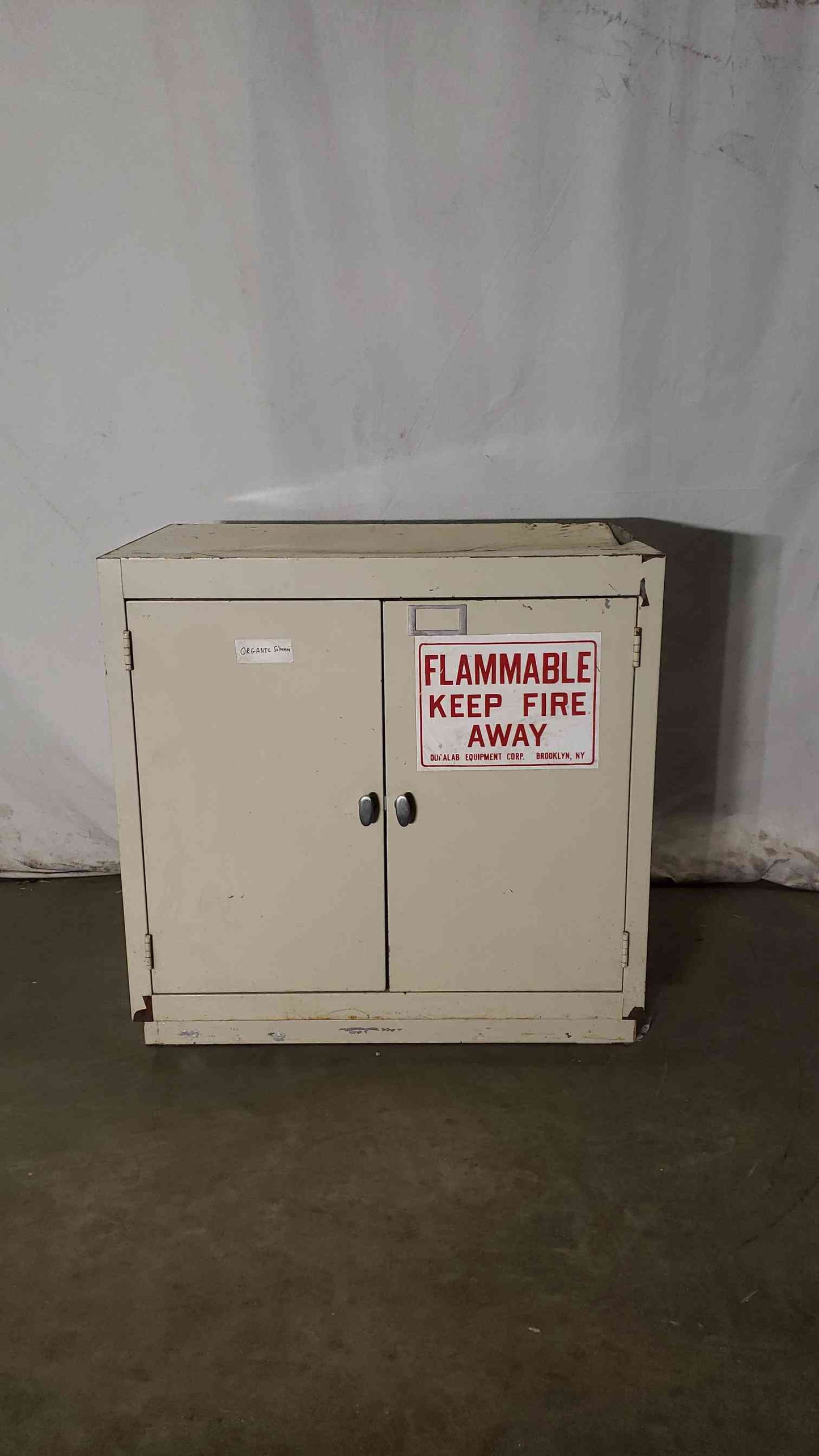 35x22x35 Flammable Tan Cabinet(100236)
