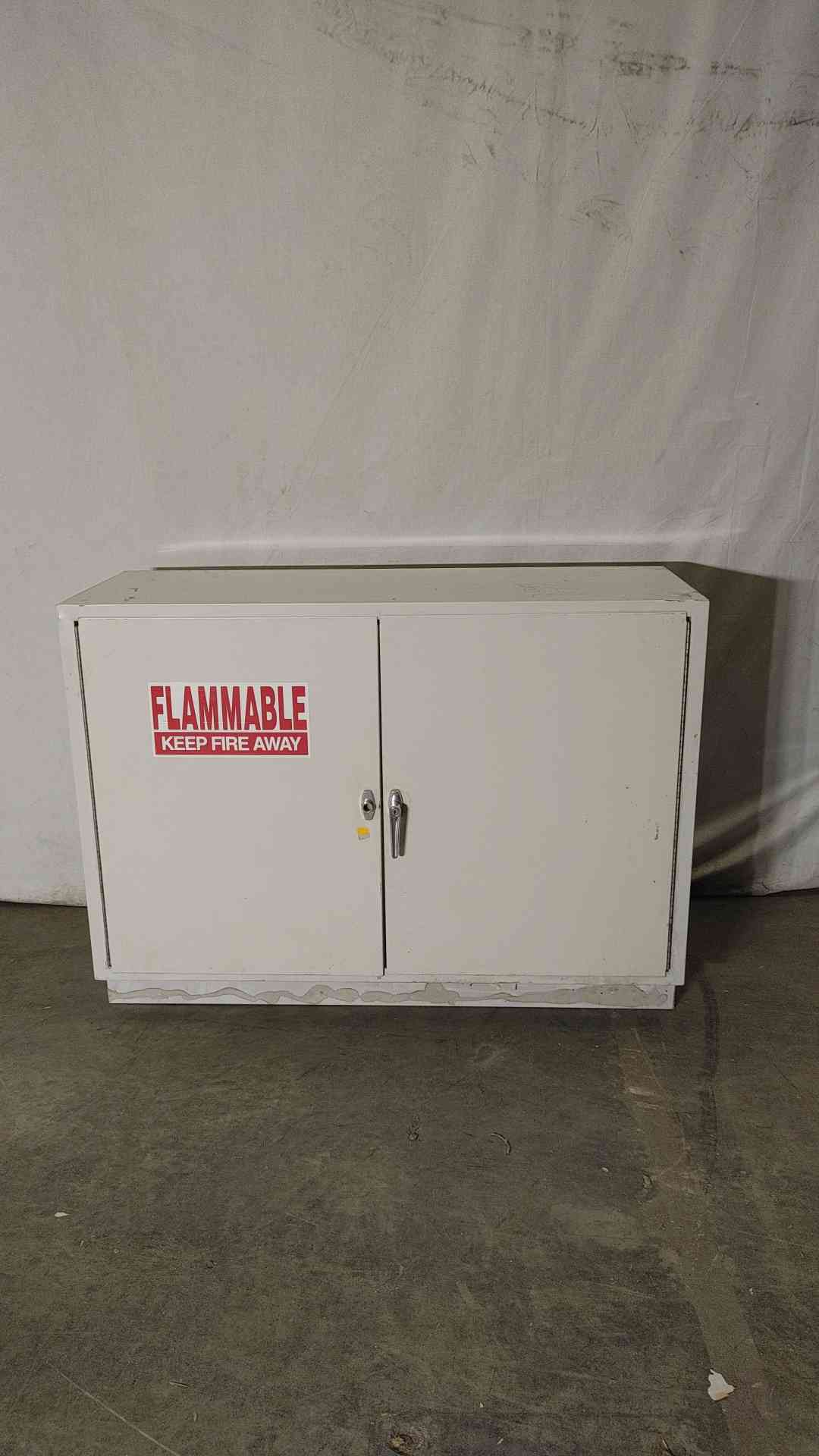 48x18x30 Flammable Casework(100259)