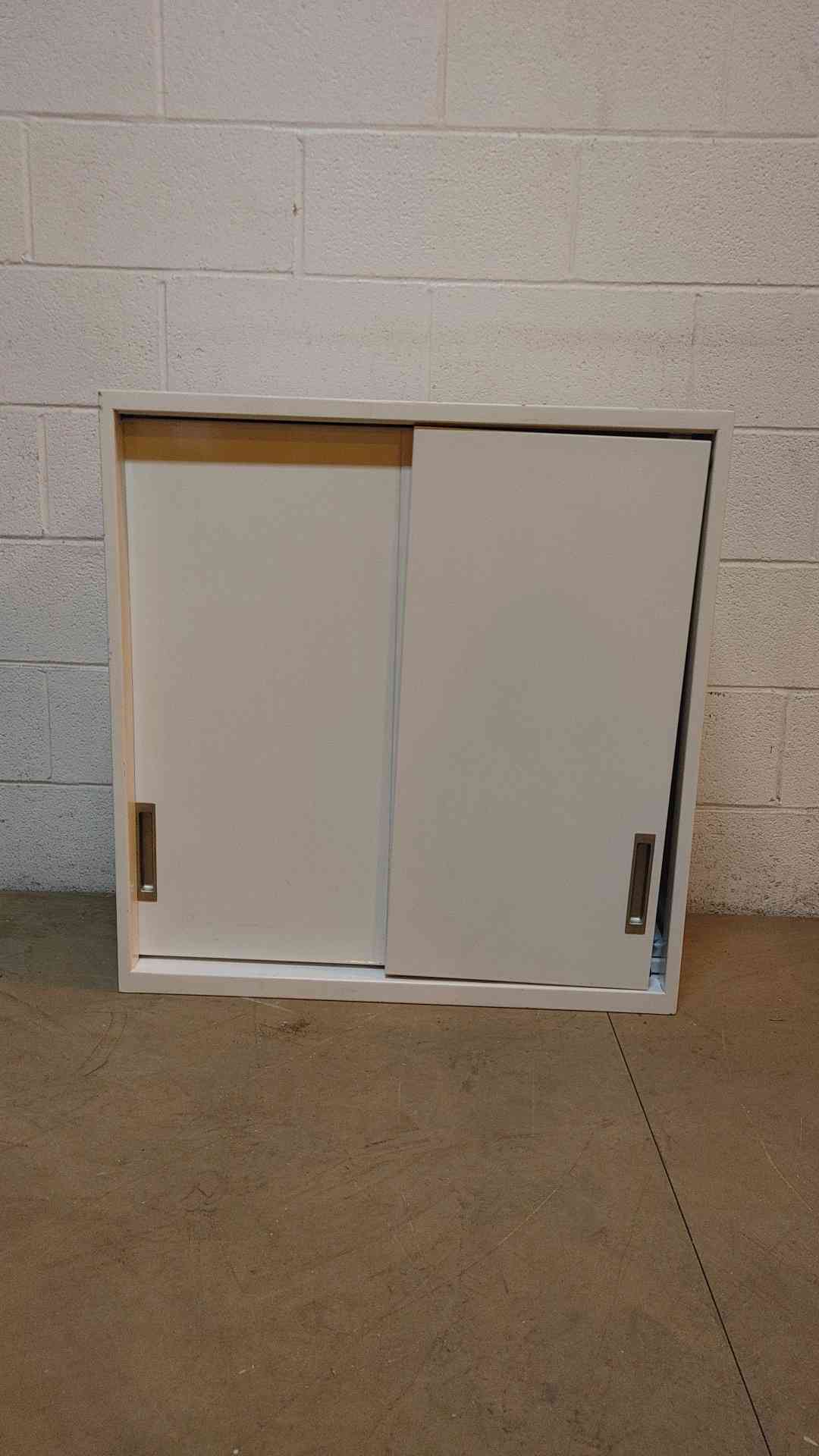 recessed 433 overhead 30" w 2 metalic doors(100267)