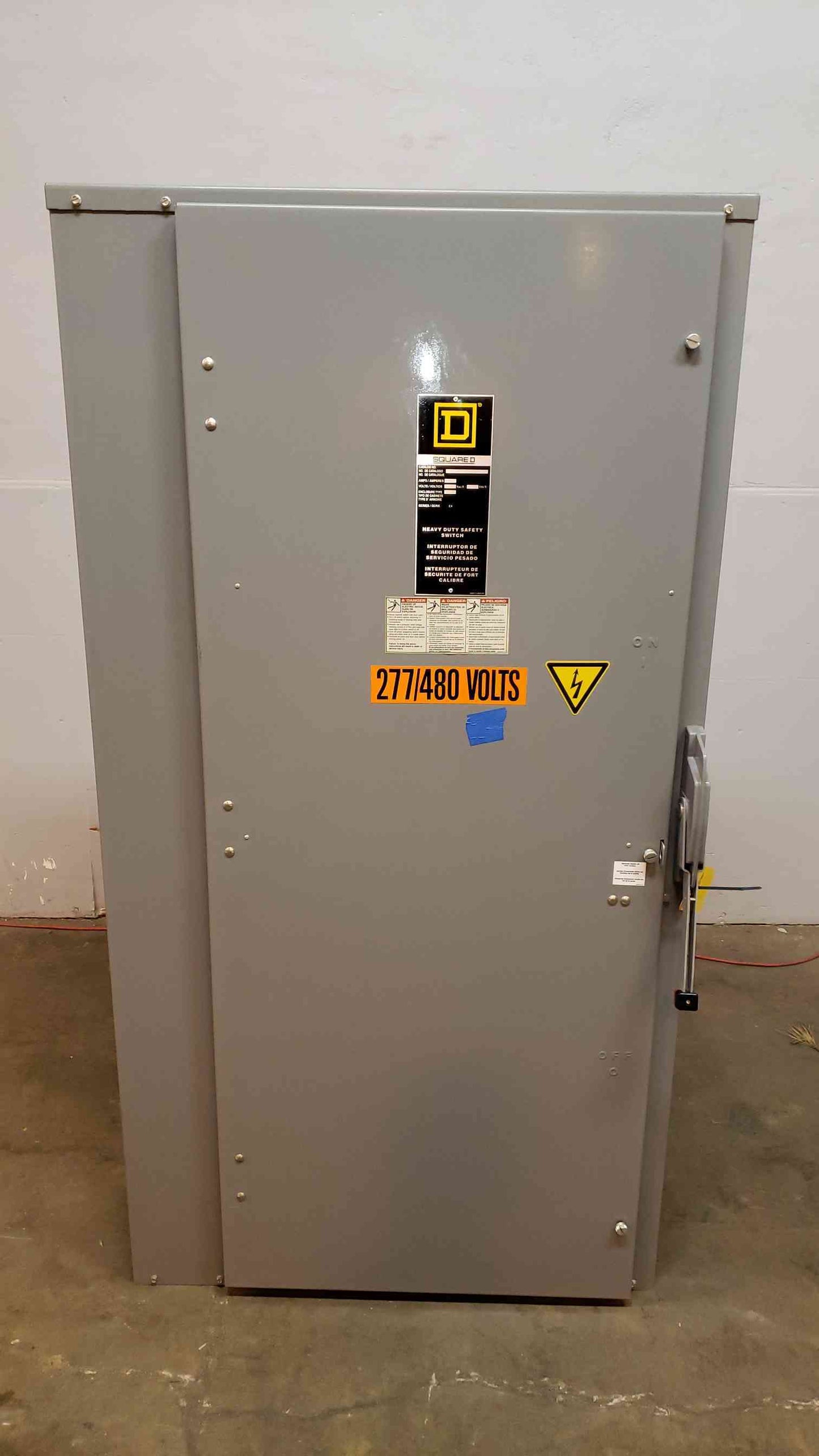 SQUARE D HU367 3PH 600V 800A DISCONNECT SWITCH(100198)