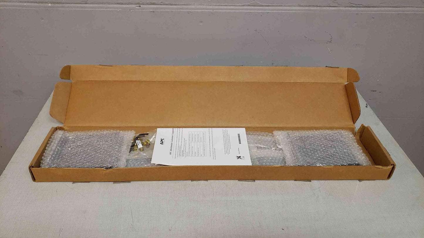 *Pickup Only* NEW APC Netshelter SX to VX or VS External Joining Kit AR7602(100864)