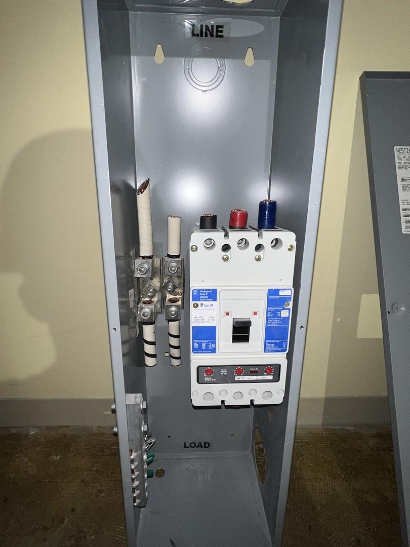 400A Breaker Disconnect CAT DK3400 in Enclosure (SKU: 13303)(S6LLST13303)