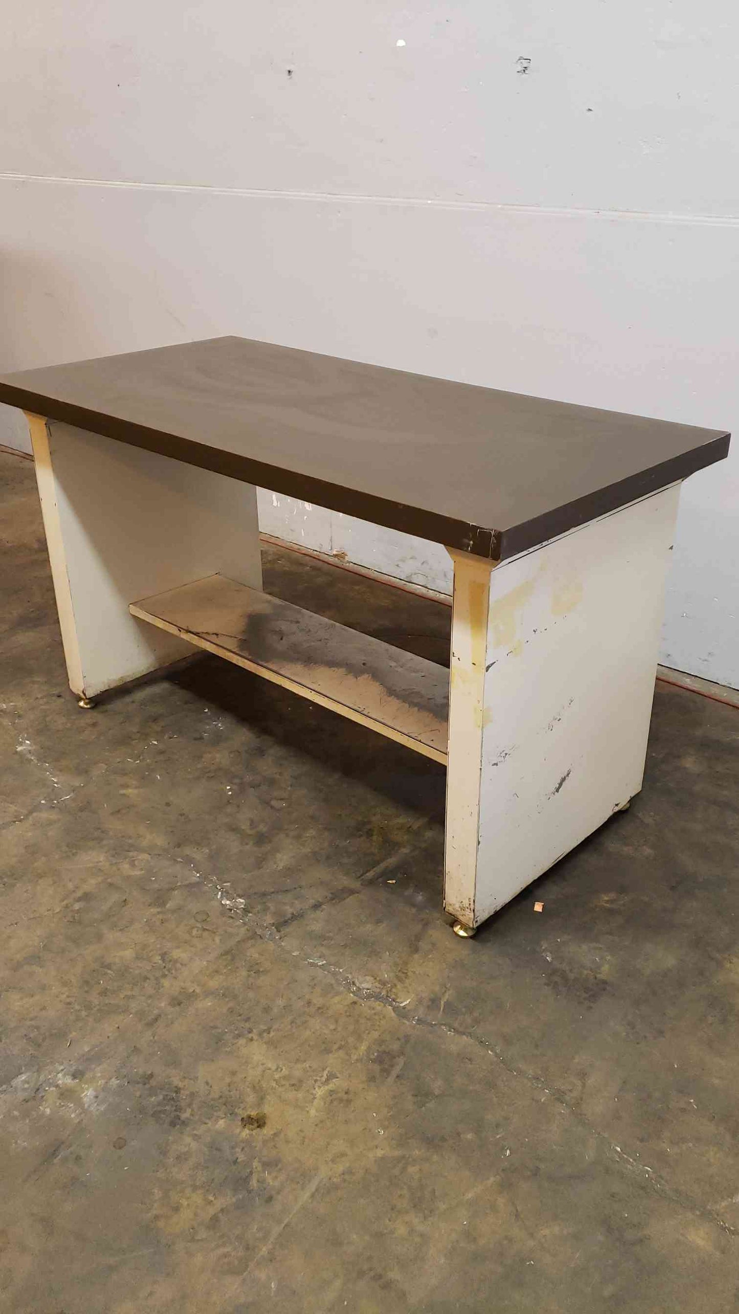 5' Brown and Gray Lab Balance Table Metal Frame 2 Tier(1368AA)