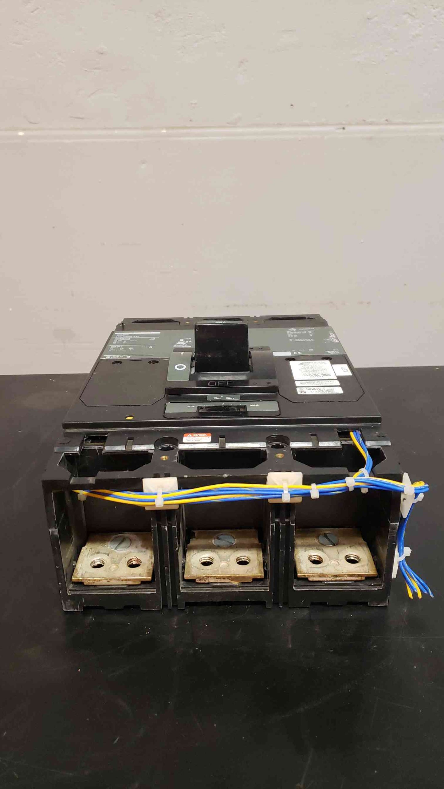 Square D 1000 Amp Breaker MH 1000 A MHL3610001212 (SKU: 2863AA)(2863AA)
