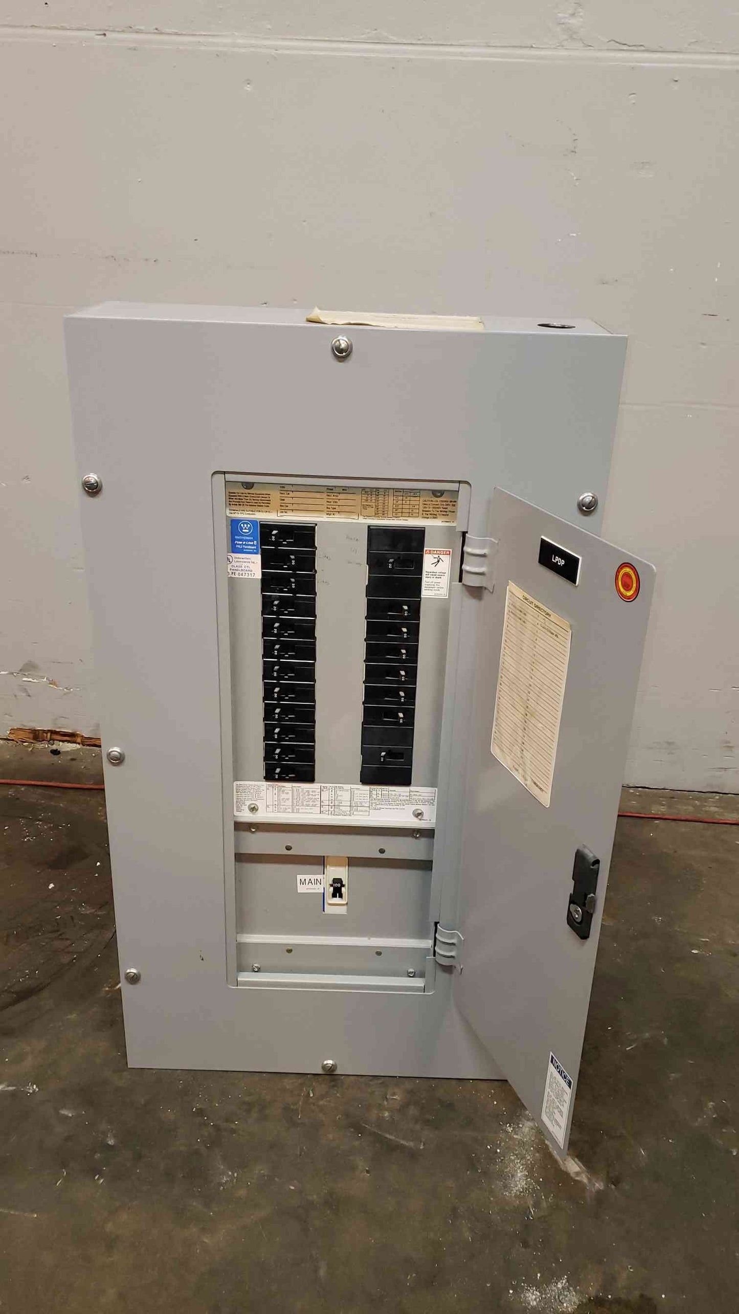 100A PRL2 480Y/277V Panelboard W/ Main & Breakers 24 ckt
